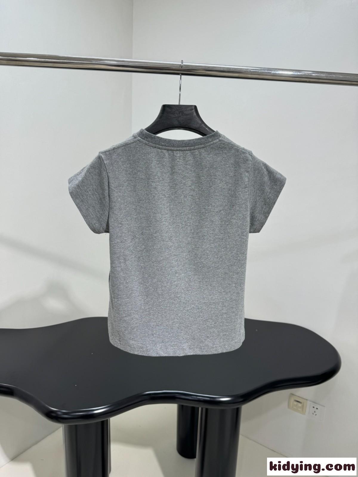 カジュアル コンパクト 半袖Tシャツ バレンシアガ Tシャツ コピー 刺繍入り-0