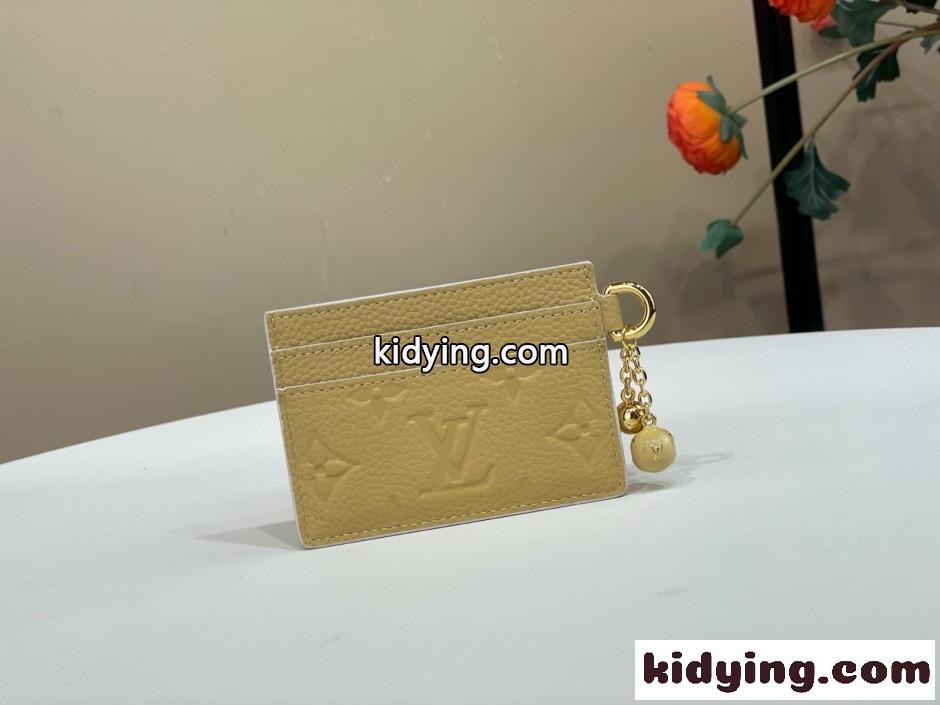 M28994 ルイ・ヴィトン スーパーコピー カードケース ポルト カルト・LV チャーム-1