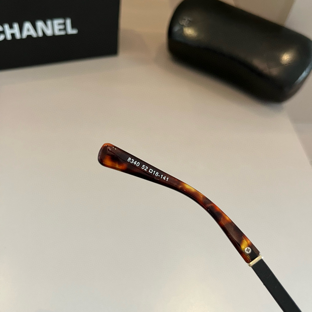 スタイリッシュ ロゴ アイウェア シャネル サングラス 偽物 べっ甲柄-3