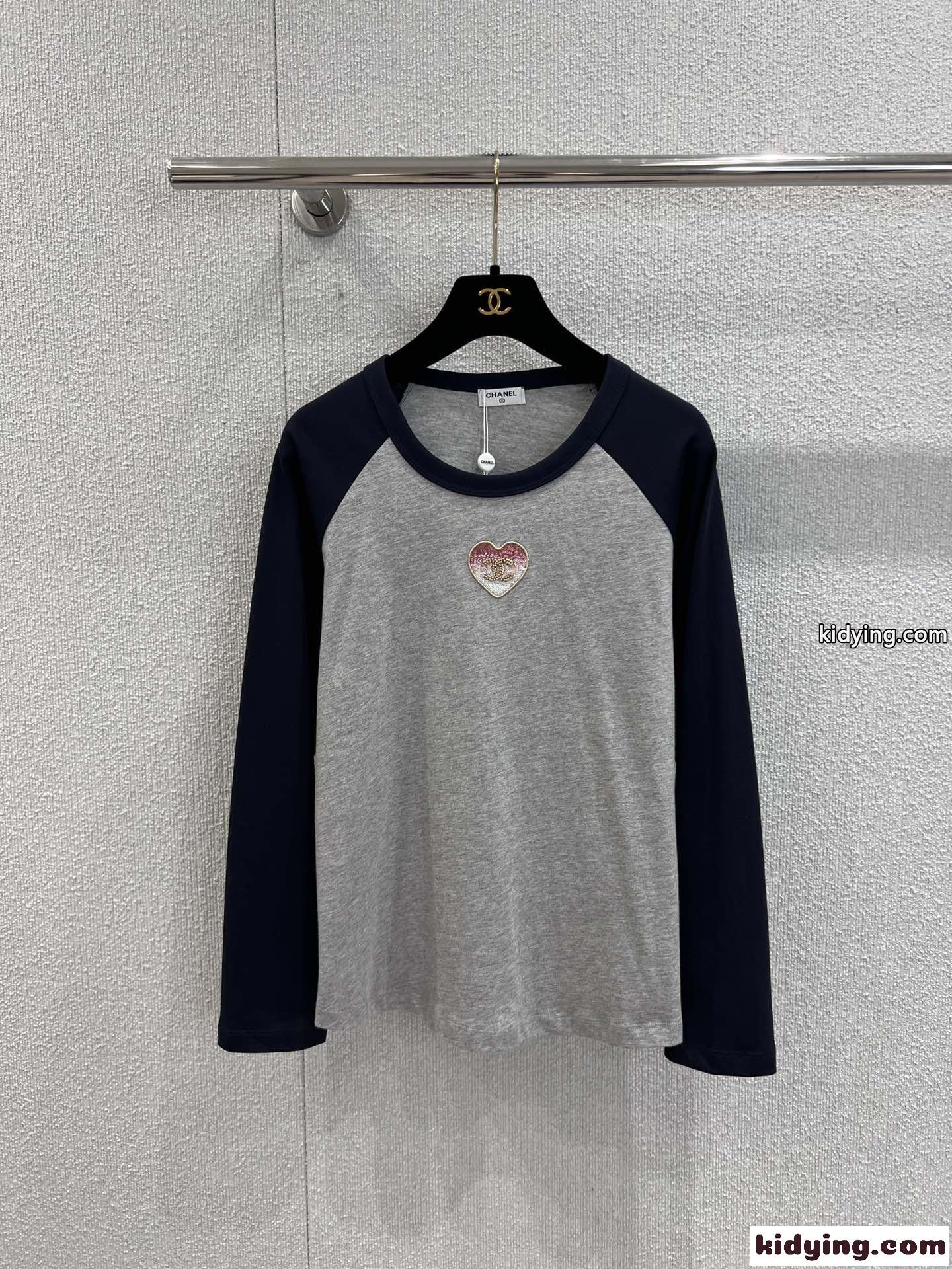 シャネル Tシャツ 偽物 配色ラグランスリーブ コットン 長袖Tシャツ トップス グレー-0