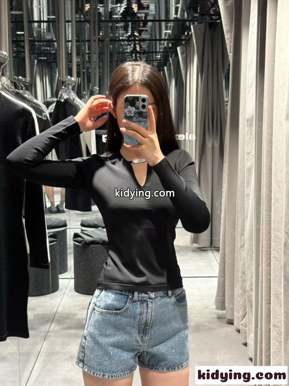 シンプル Vネック 長袖Tシャツ アレキサンダーワング Tシャツ 偽物 ブラック-5