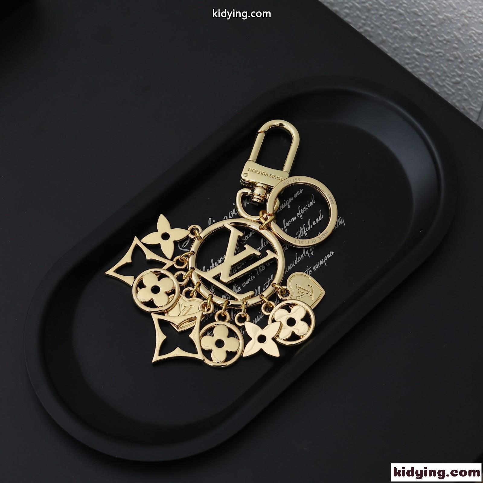 M01359 キーホルダー・LV サークル トゥインクリング ルイ・ヴィトン キーホルダー コピー-0