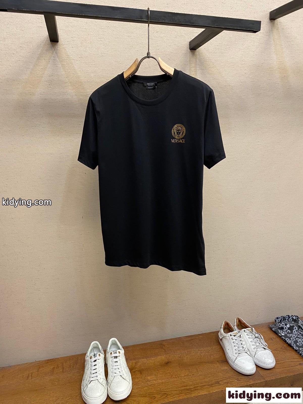 ベーシック カジュアル ヴェルサーチェ Tシャツ スーパーコピー 半袖Tシャツ ブラック-2