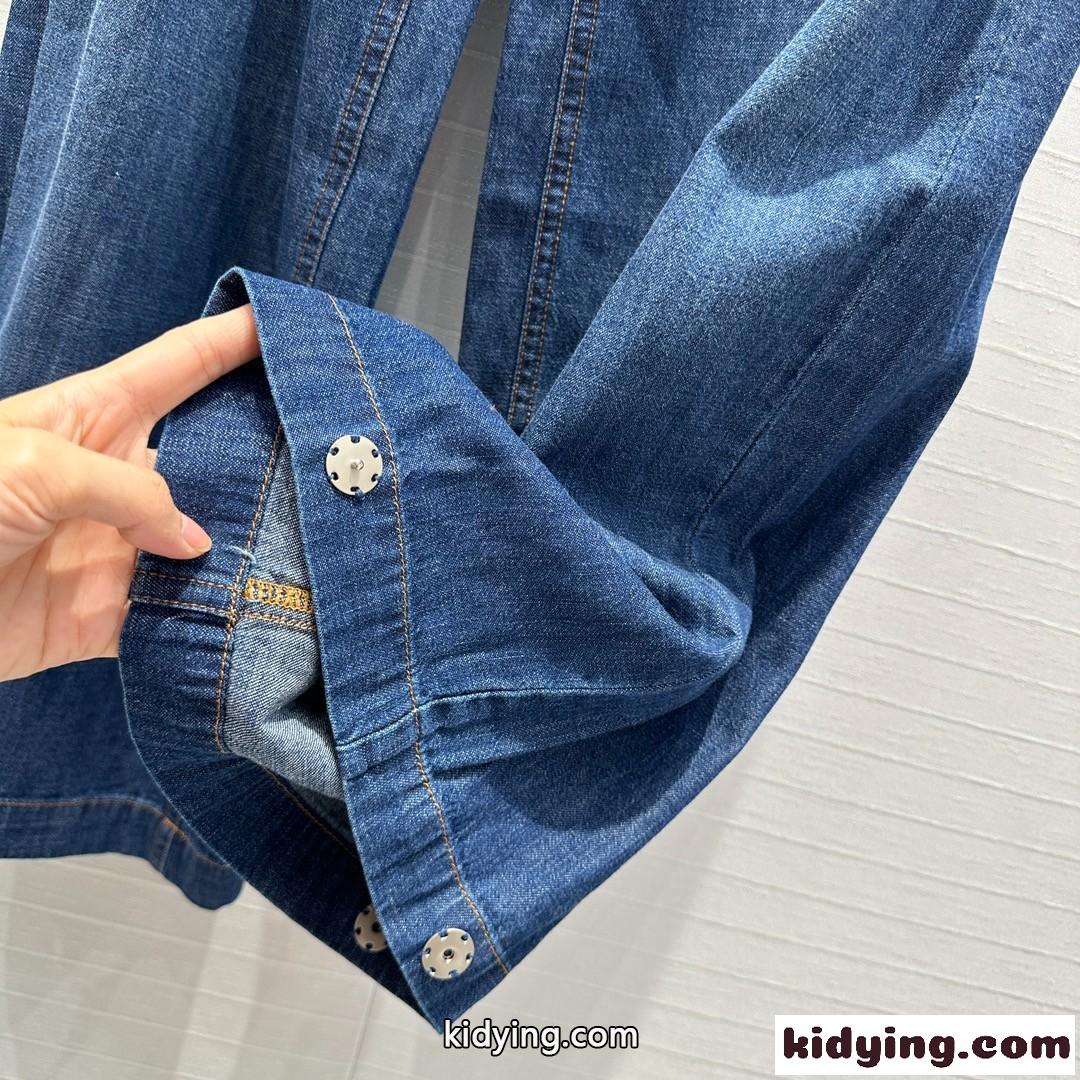 合わせやすい 着痩せ デニムパンツ ロエベ パンツ コピー ジーンズ-3