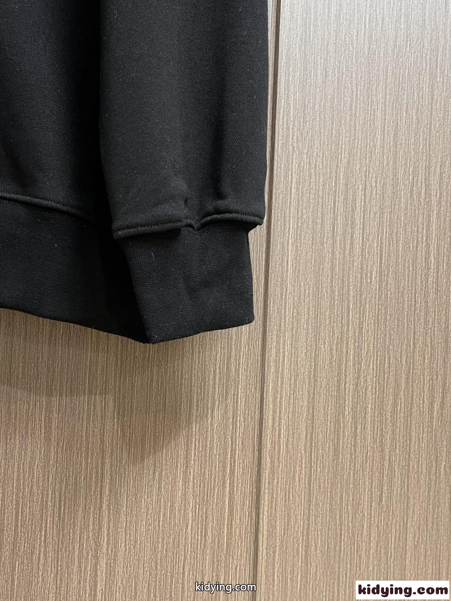 お洒落 ロゴプリント クルーネック スウェットシャツ モンクレール Tシャツ コピー ブラック-4