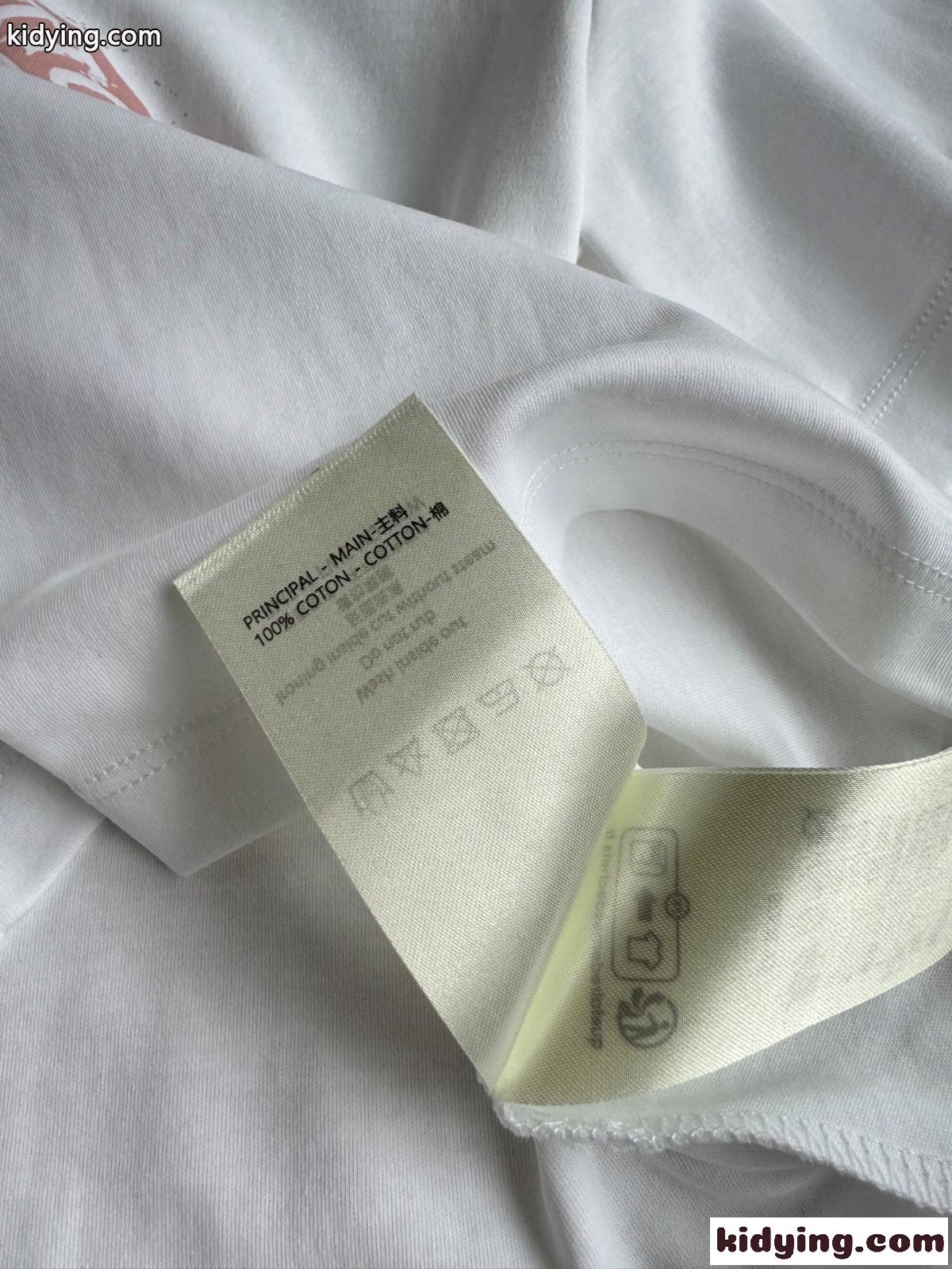 LVスタンプ クロップトップ ルイ・ヴィトン Tシャツ コピーレディース トップス-4
