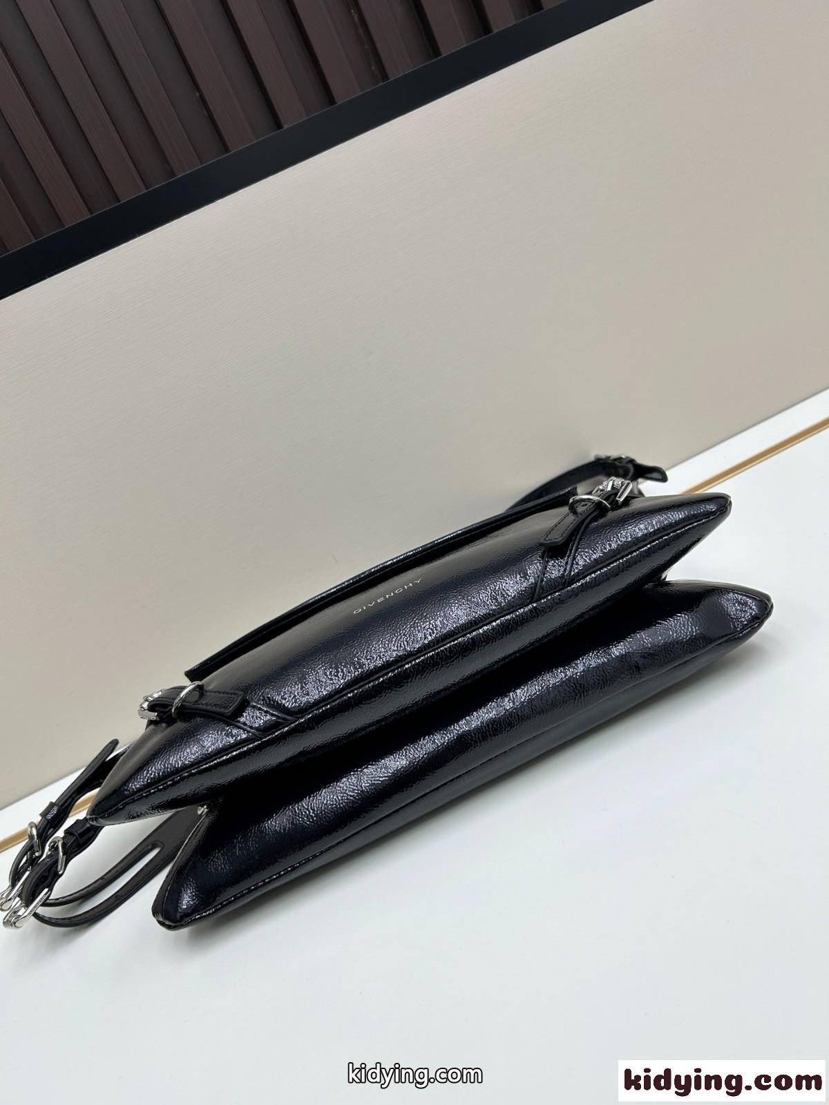 ジバンシィ プティ ヴォワイユー レザー ショルダーバッグ スーパーコピー ブラック-3