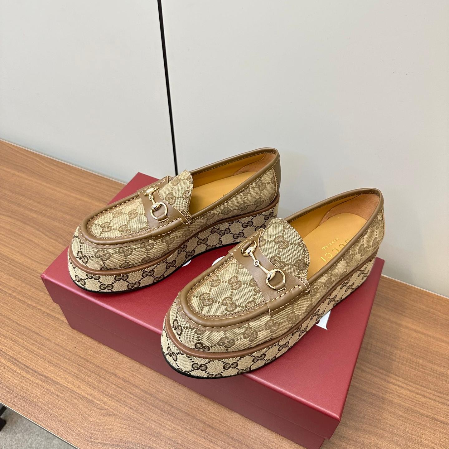 GUCCI ホースビット プラットフォーム ローファー グッチ スーパーコピー-0