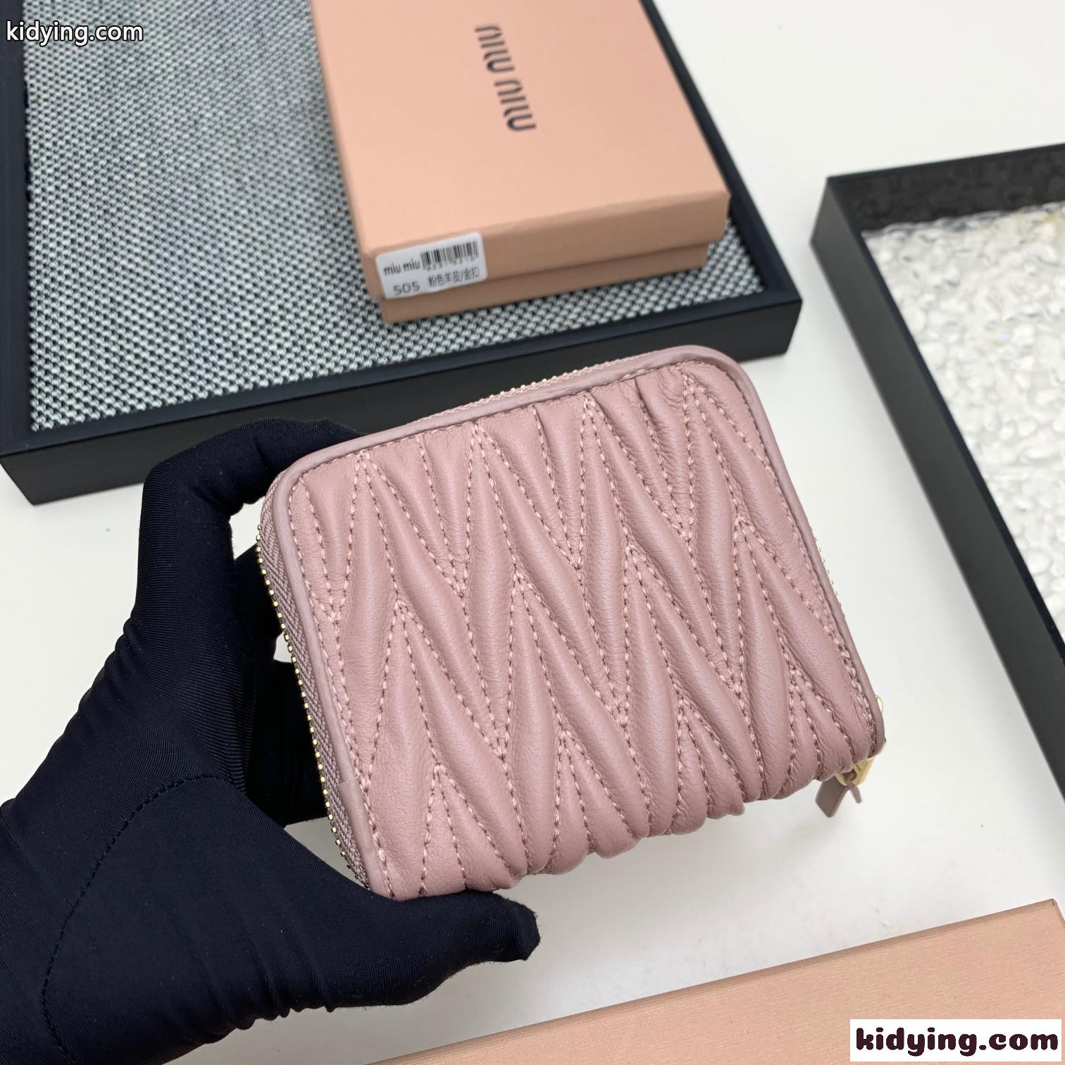 マテラッセレザー コンパクト財布 ミュウミュウ 財布 コピー ピンク-2
