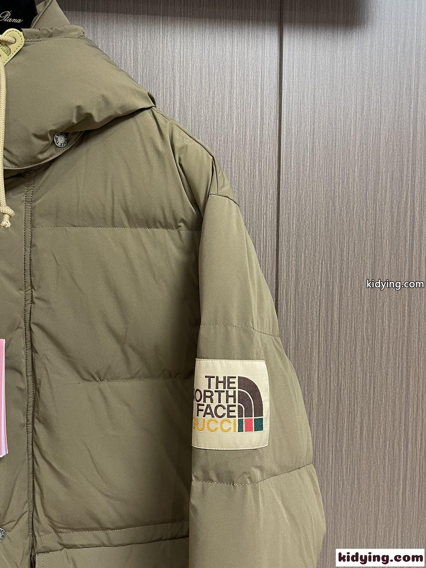 グッチ ダウンジャケット コピー  GUCCI x The North Face 暖かい 防風 防寒-1
