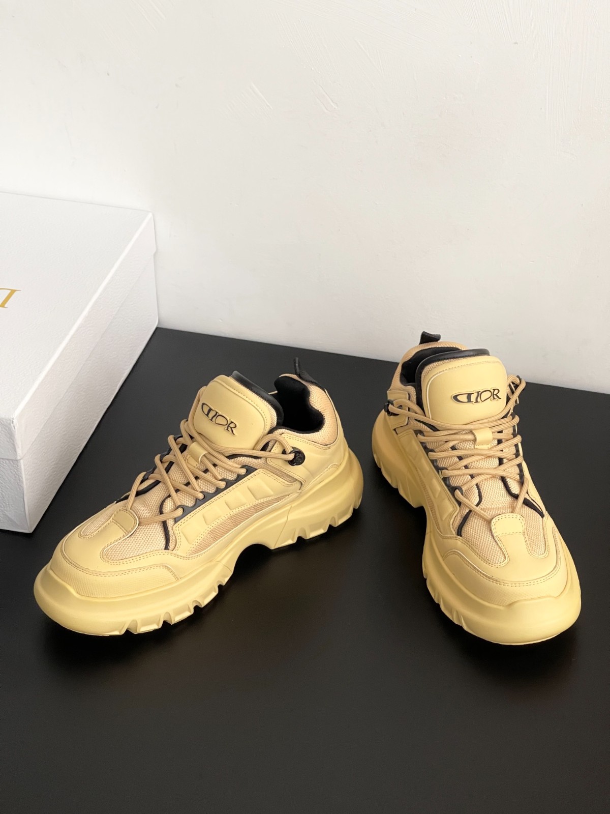 DIOR AND LEWIS HAMILTON Dior Snow ダービーシューズ クリスチャン・ディオール スニーカー スーパーコピー イエロー-1