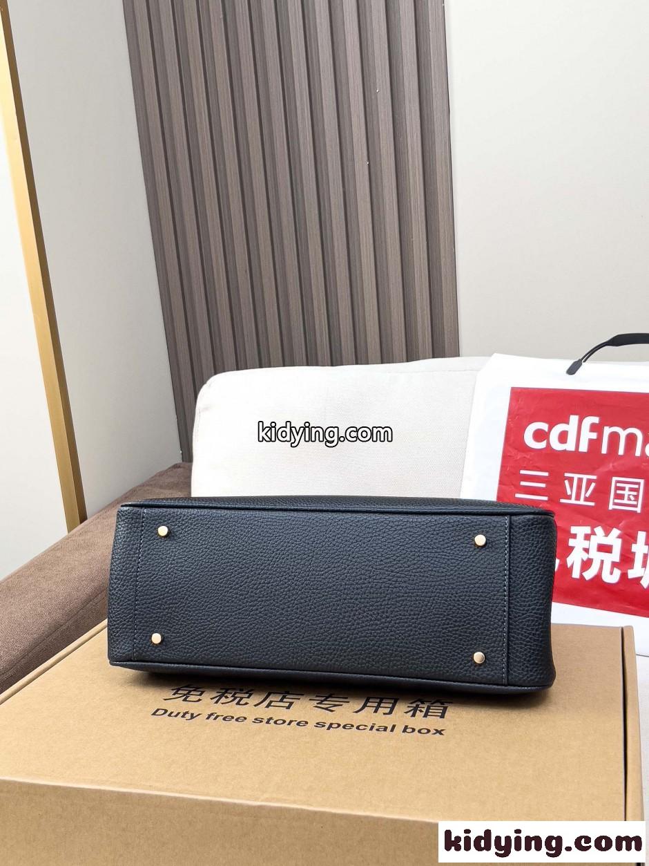 A4サイズ収納可 コーチ サバンナ キャリーオールバッグ スーパーコピー ブラック-2