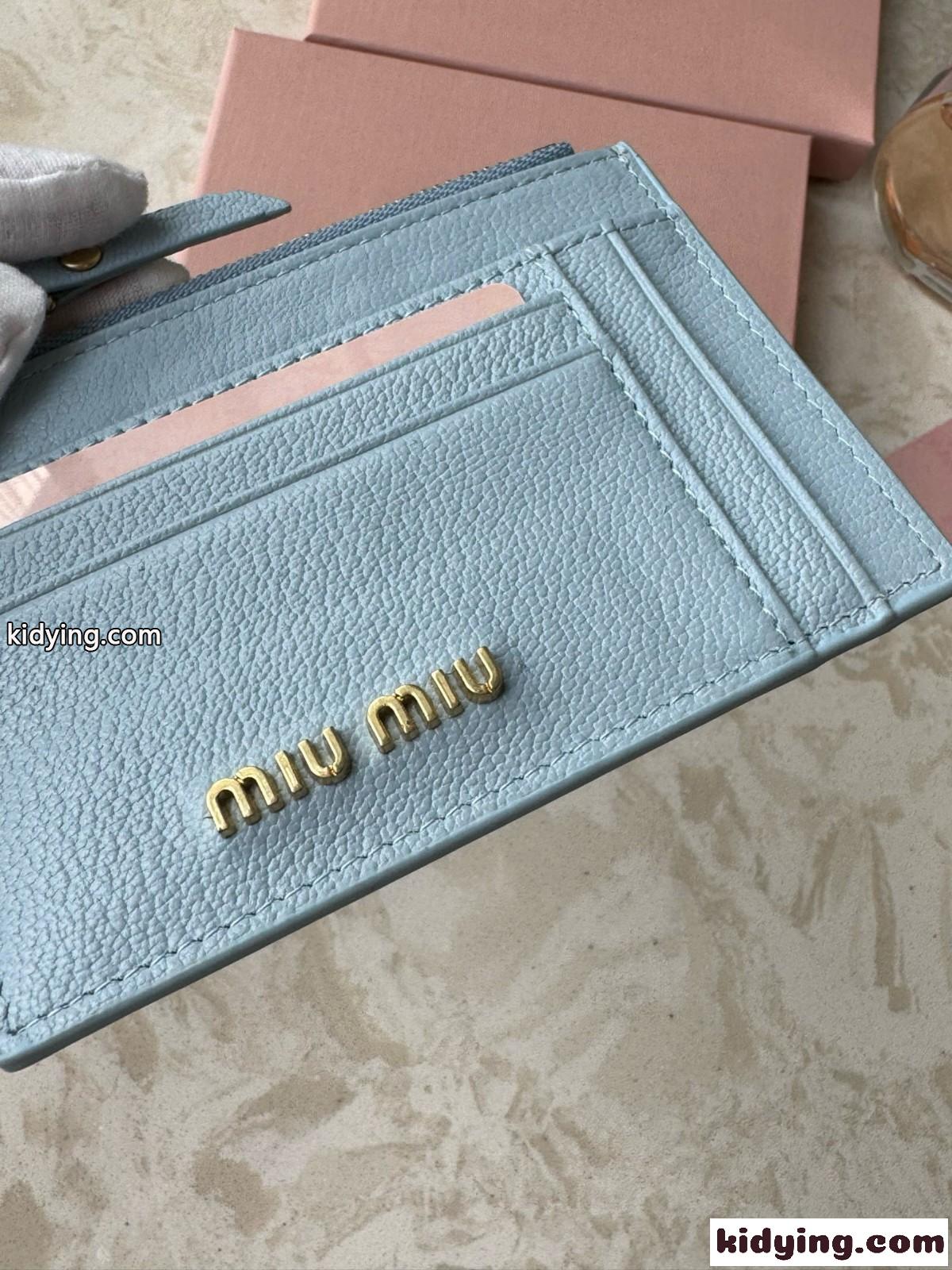ミュウミュウ 財布 コピー 上品 シンプル カードケース コインケース ブルー-4