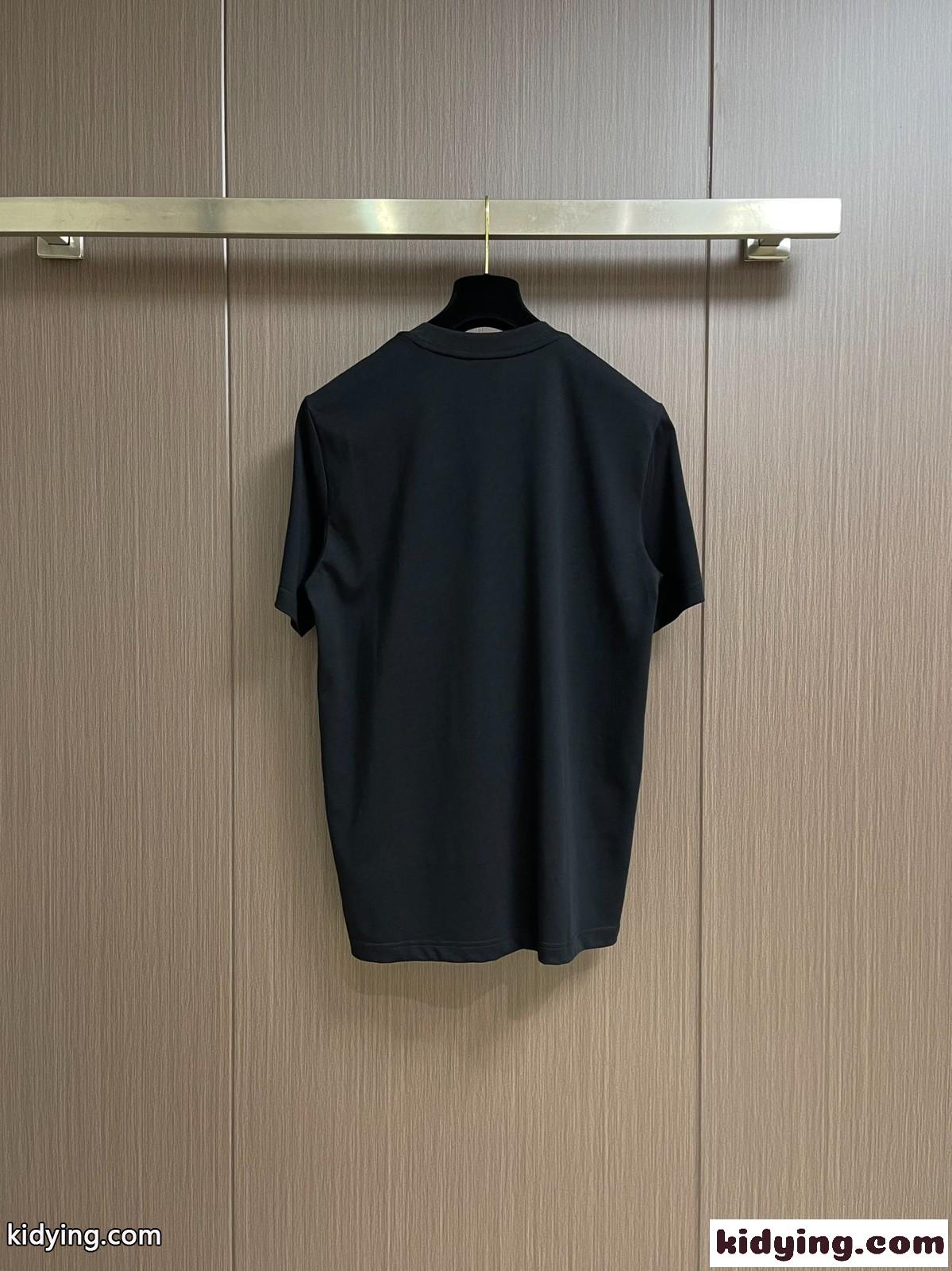 シンプル フェンディ Tシャツ コピー クルーネック コットン 半袖Tシャツ-2
