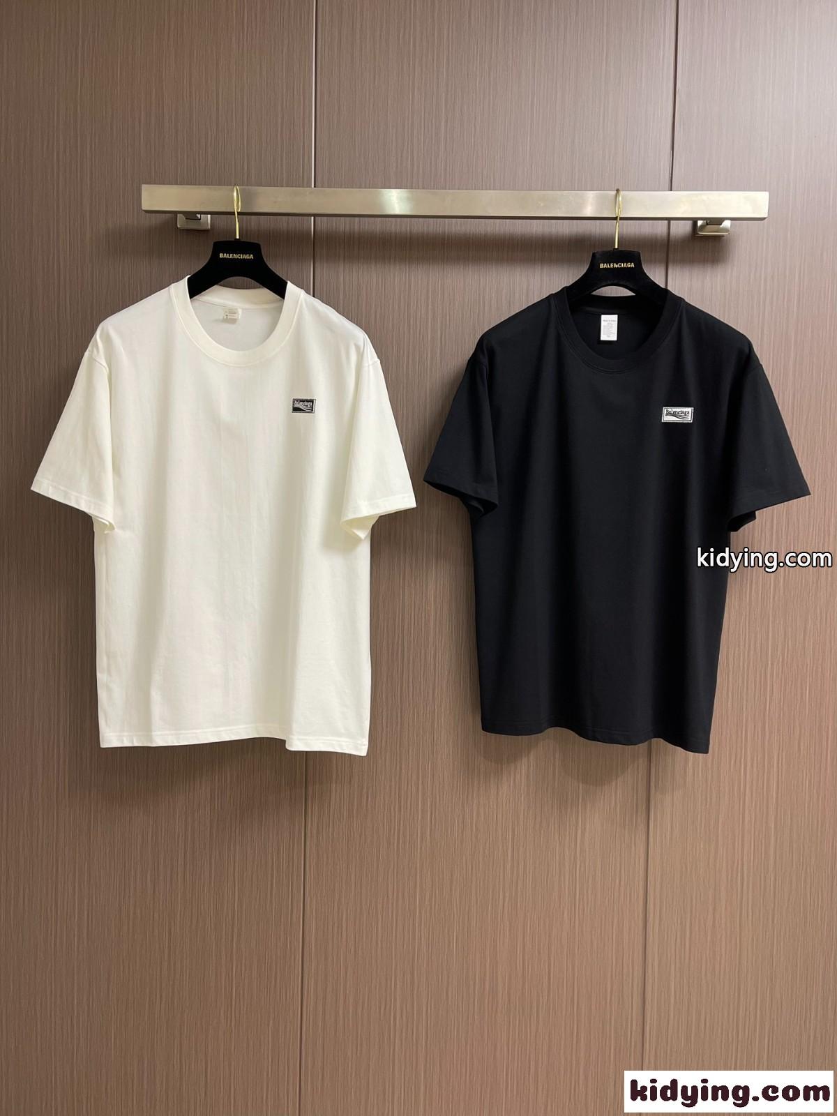 バレンシアガ Tシャツ コピー 合わせやすい 人気 カジュアル ロゴ 半袖Tシャツ-0