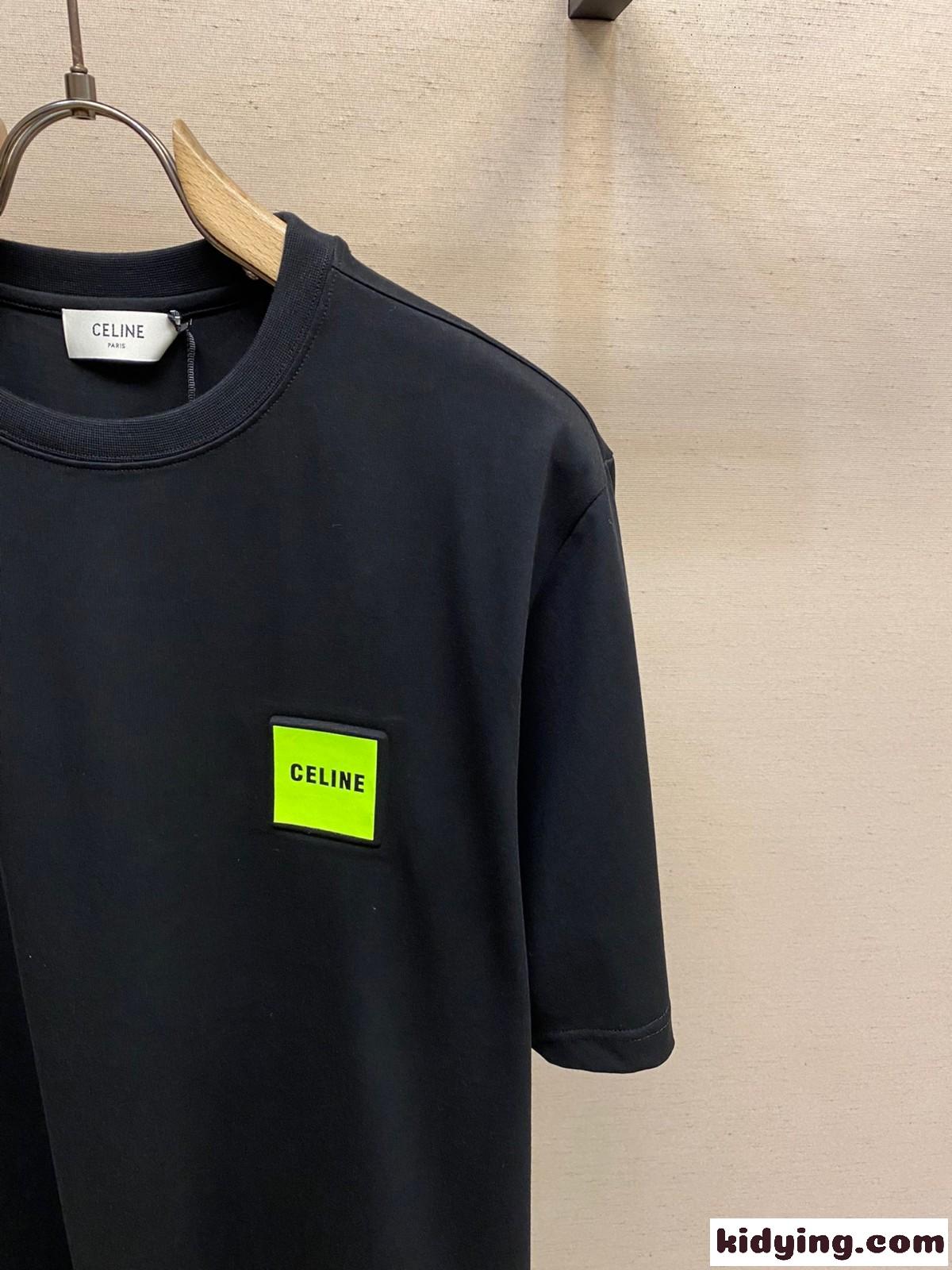 シンプル ロゴ入り セリーヌ 半袖Tシャツ コピー クルーネック ブラック-4
