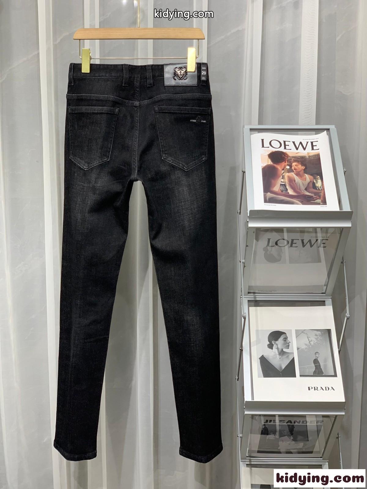 ロエベ ジーンズ コピー メンズ イタリア レトロ 高品質 定番 デニムパンツ ロングパンツ 合わせやすい-3