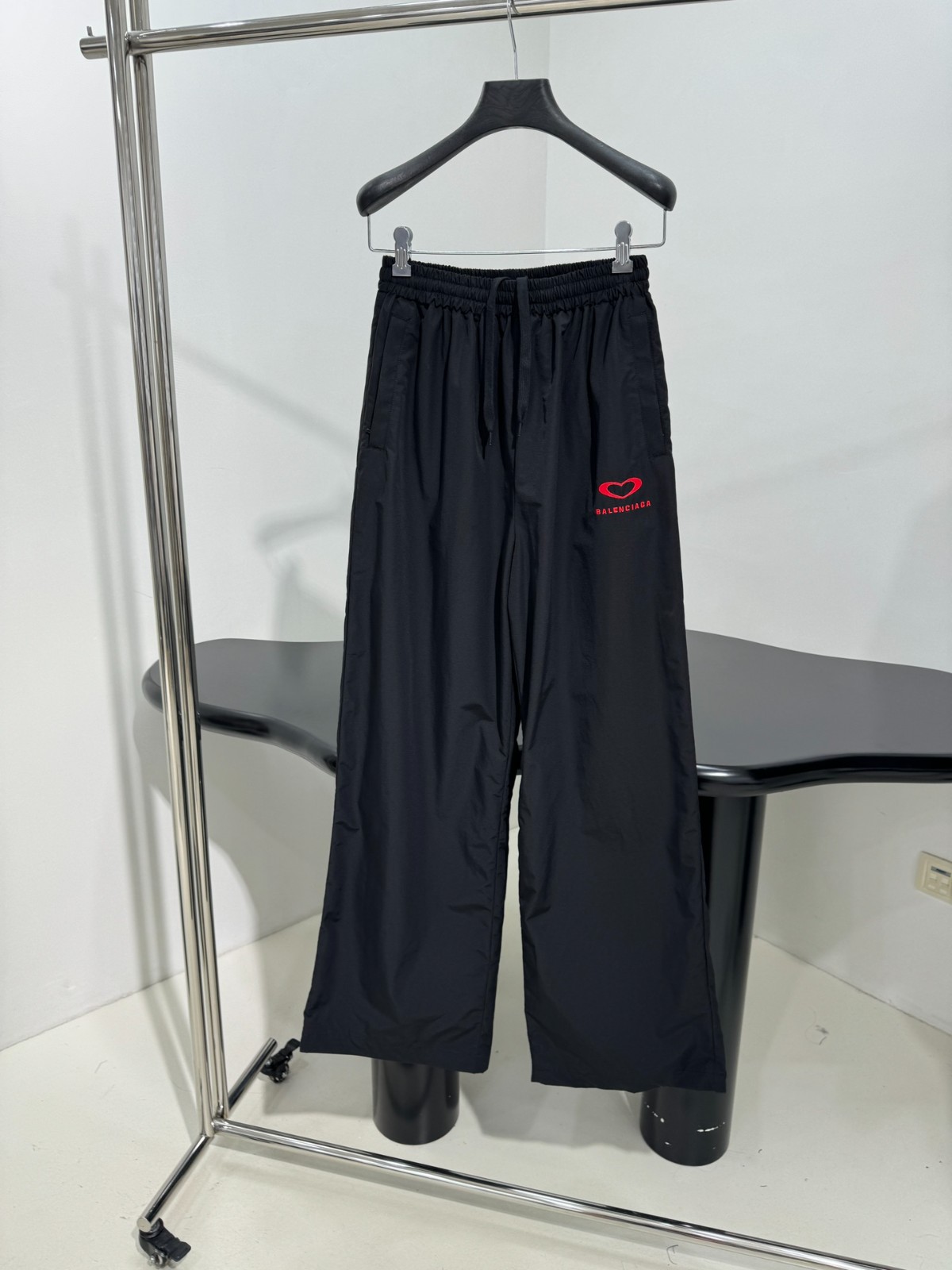 定番 カジュアル 合わせやすい バレンシアガ パンツ コピー ロングパンツ ユニセックス-0