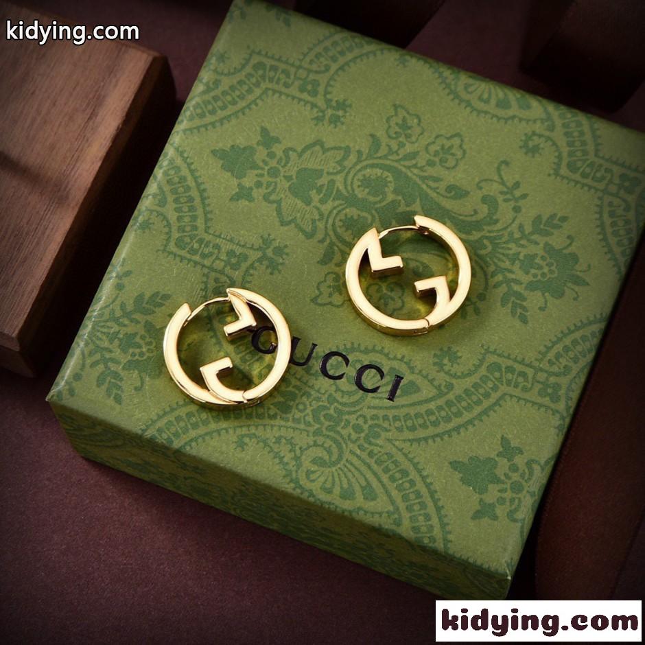 上品 洗練された GUCCI グッチ インターロッキングG フープピアス 偽物-4