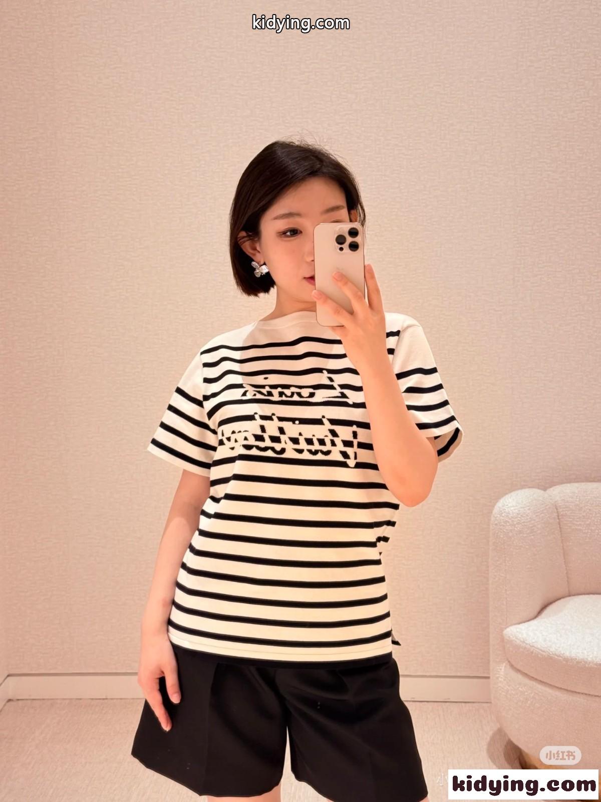 シグネチャー ストライプ ニットトップ ルイ・ヴィトン Tシャツ コピー ホワイト-4