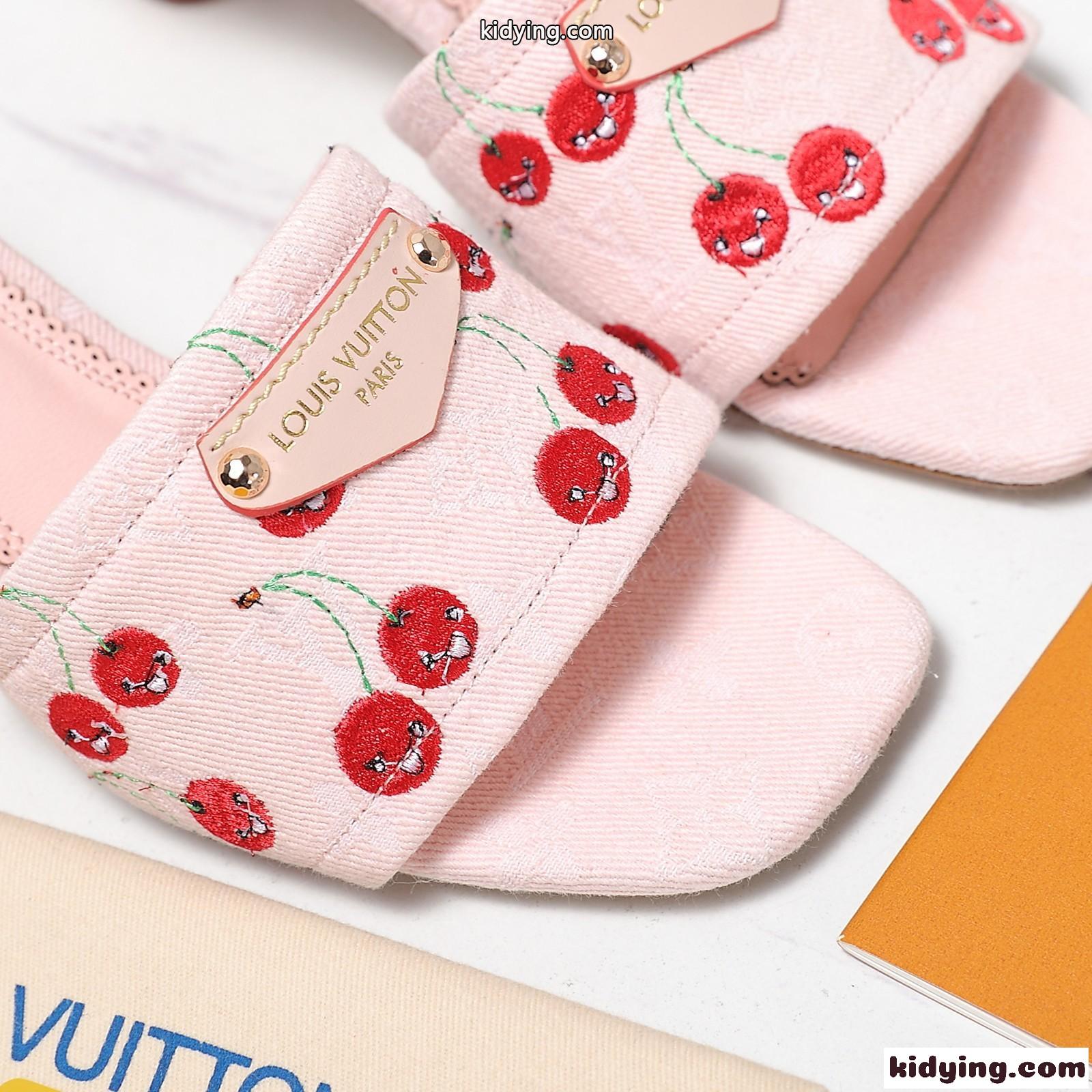 注目コラボ 可愛い LV × TM リリー ミュール ルイ・ヴィトン サンダル スーパーコピー N級品-2