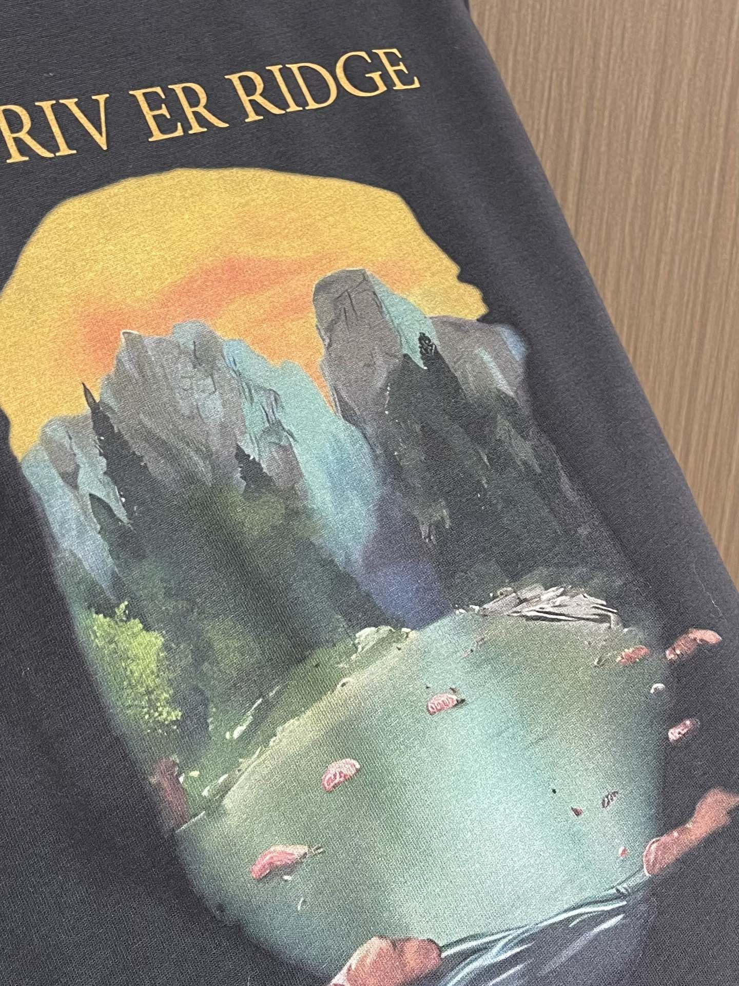 人気 カジュアル ロエベ Tシャツ コピー プリント 長袖Tシャツ-3