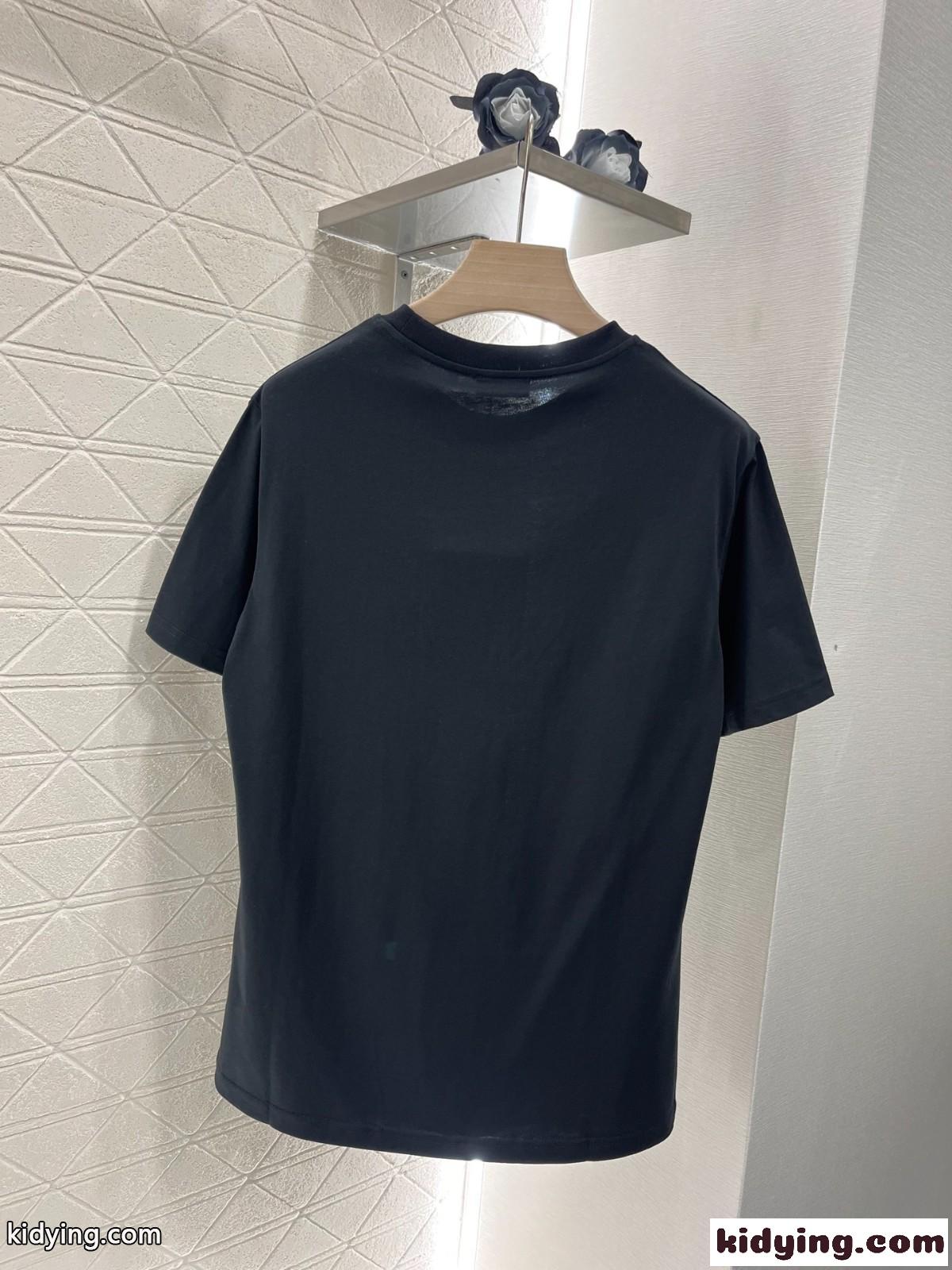 シャネル Tシャツ コピー シンプル プリント コットン 半袖Tシャツ ブラック-1