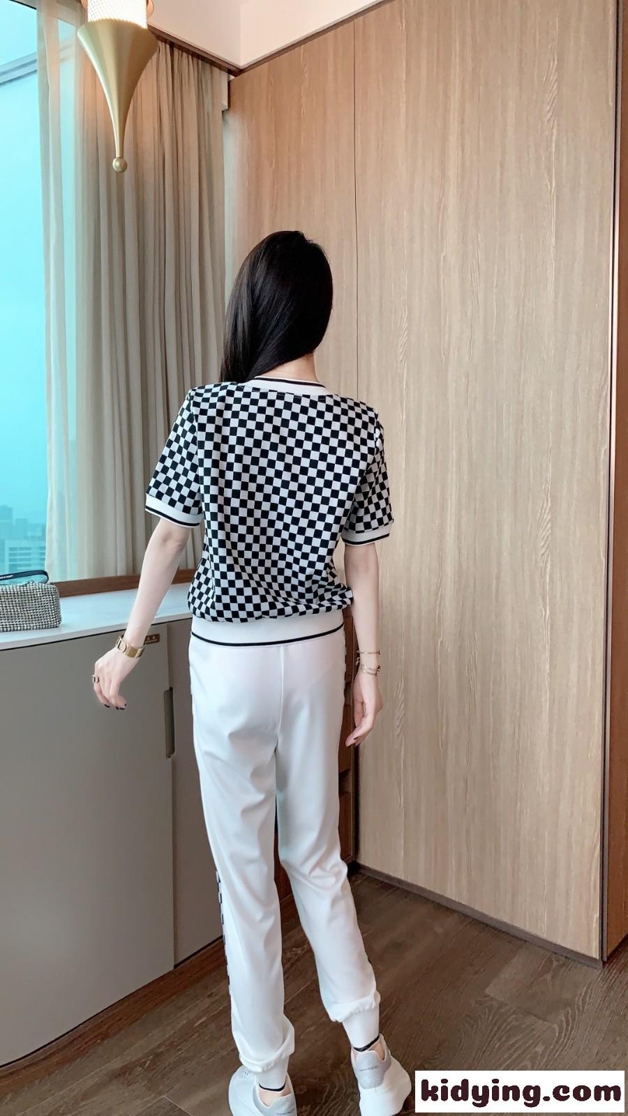 人気 おしゃれ 2点セット カジュアル 半袖 tシャツ カジュアルパンツ 快適 クロムハーツ レディース コピー セットアップ-3