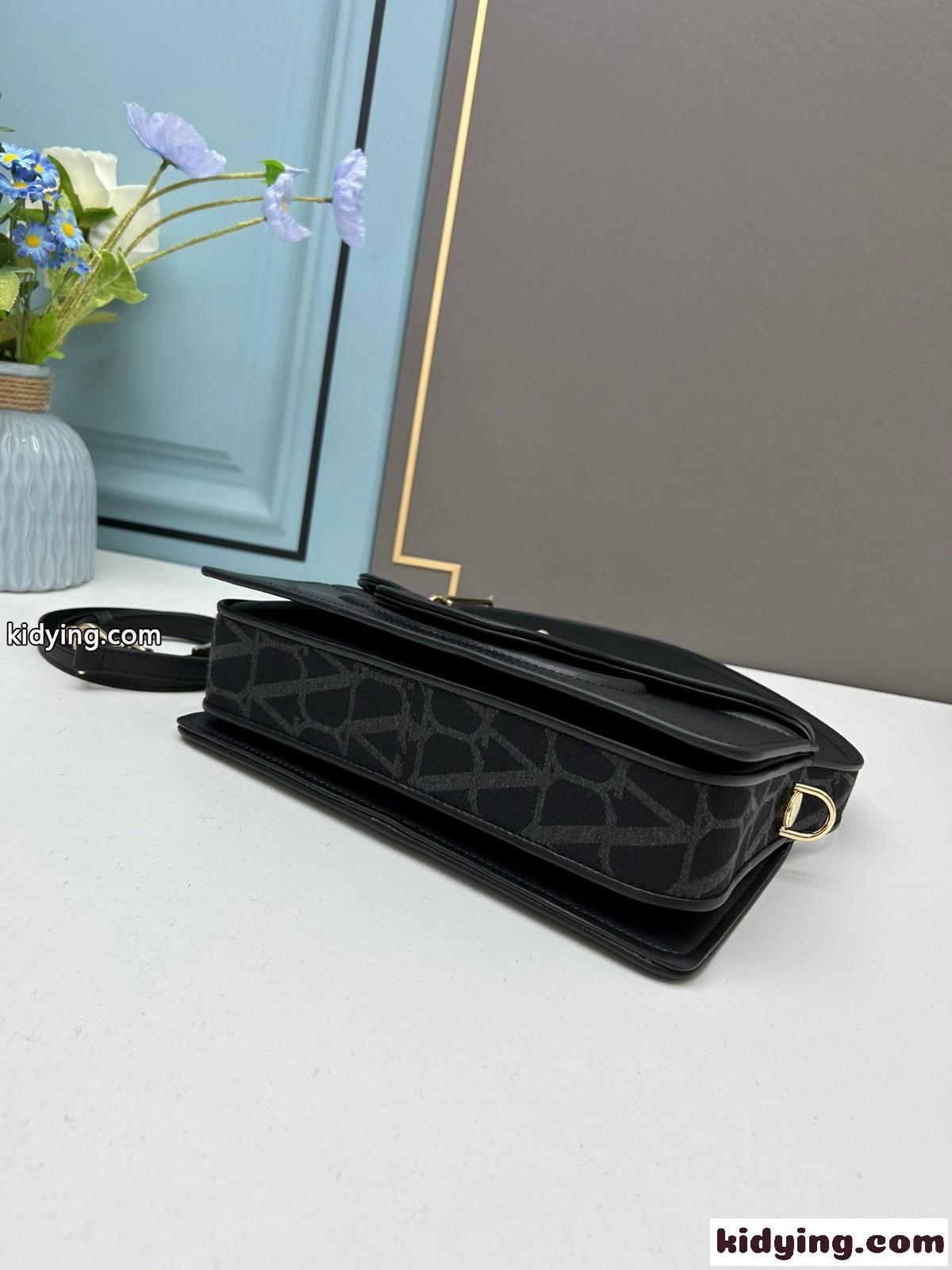 VALENTINO ラ プチ ドゥジエム トワル イコノグラフ スーパーコピー ヴァレンティノ ショルダーバッグ ブラック-1