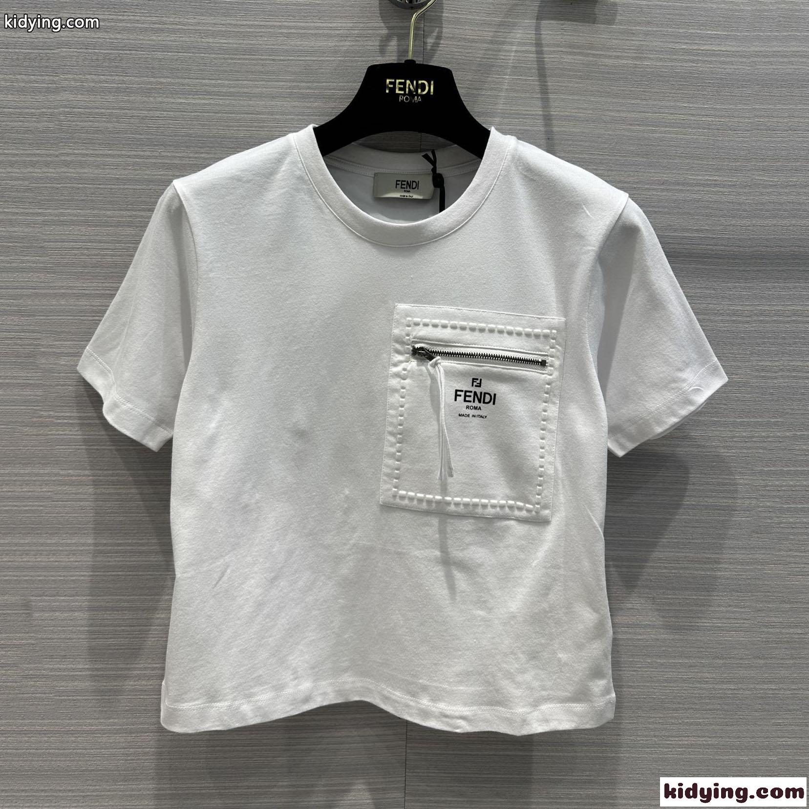 春夏 定番 カジュアル おしゃれ クロップド 半袖Tシャツ フェンディ Tシャツ コピー ホワイト-1