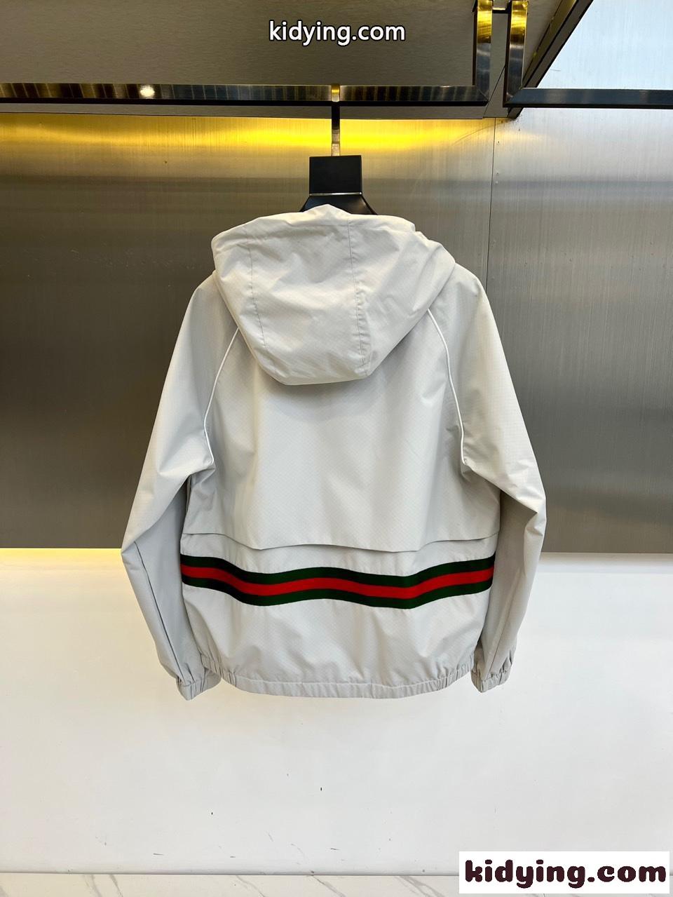 上品 カジュアル グッチ ジャケット コピー フーデッドブルゾン-3