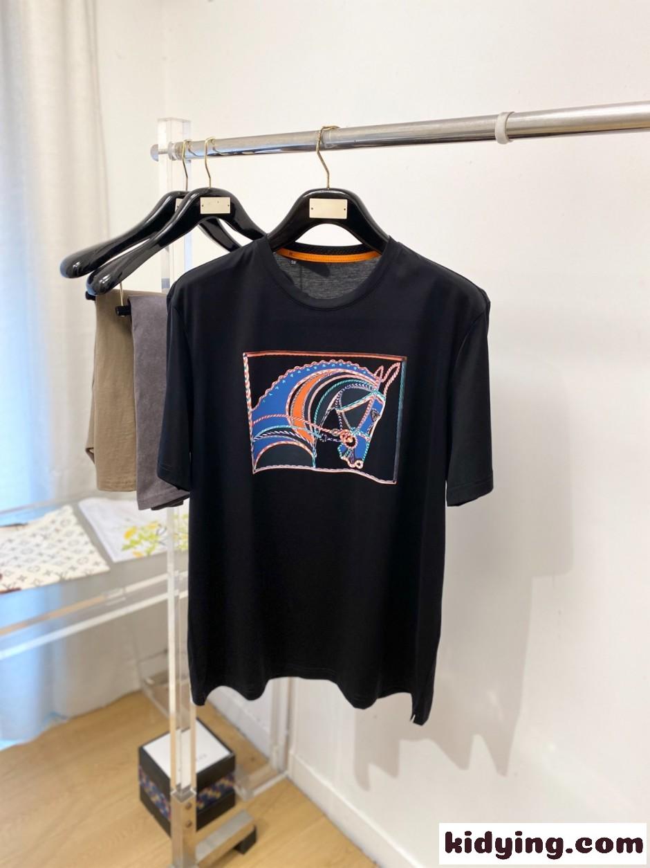 お洒落 プリント 半袖Tシャツ エルメス Tシャツ 偽物 クルーネック ブラック-0