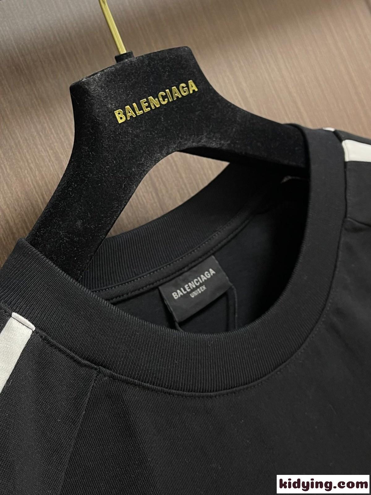 BALENCIAGA x Under Armour 半袖Tシャツ バレンシアガ Tシャツ コピー ブラック-3