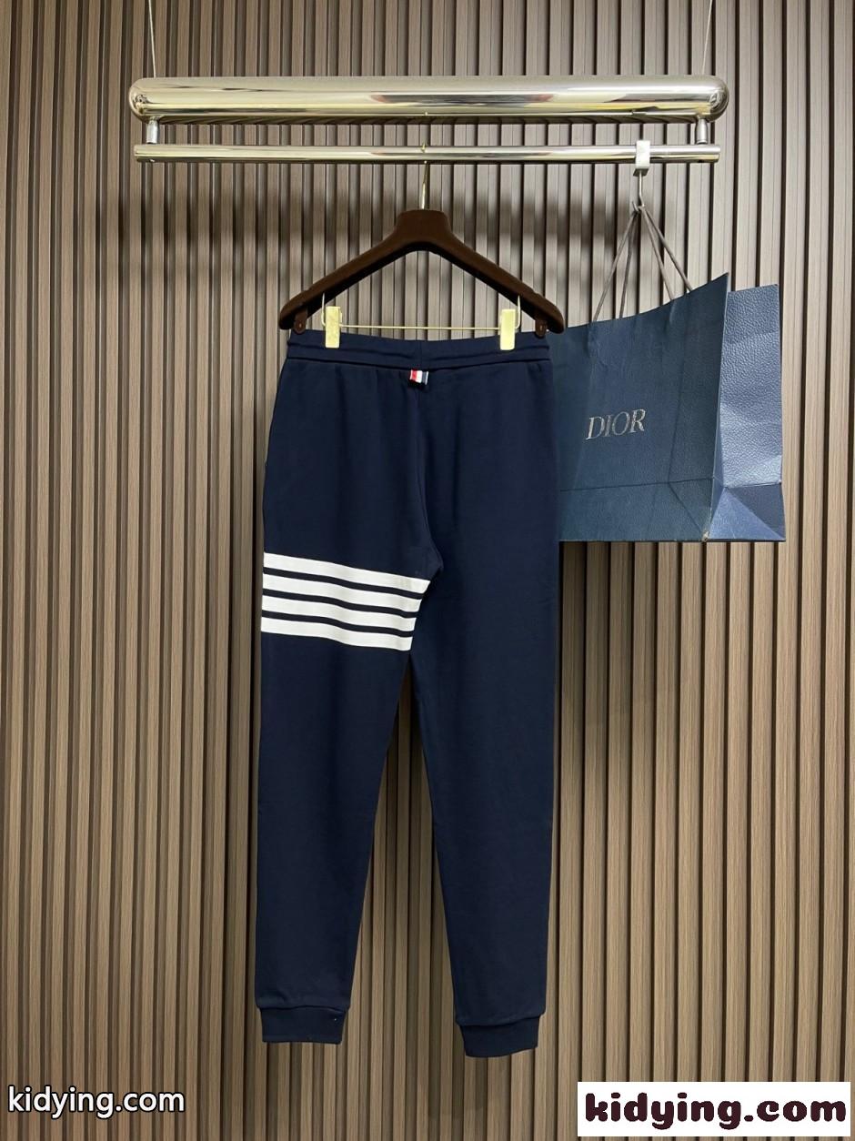 カジュアル 定番 4BAR スウェットパンツ トムブラウン パンツ 偽物 ネイビー-0