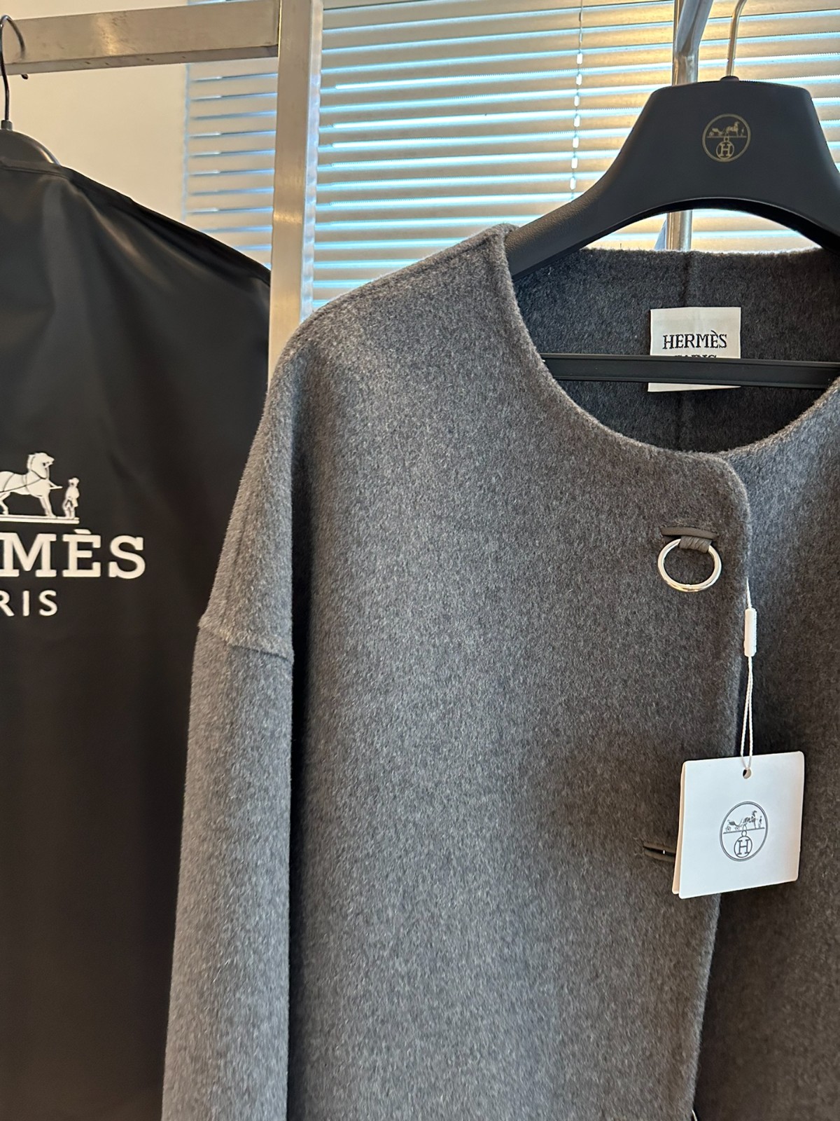 洗練された ノーカラー カシミヤコート エルメス ジャケット コピー グレー-2