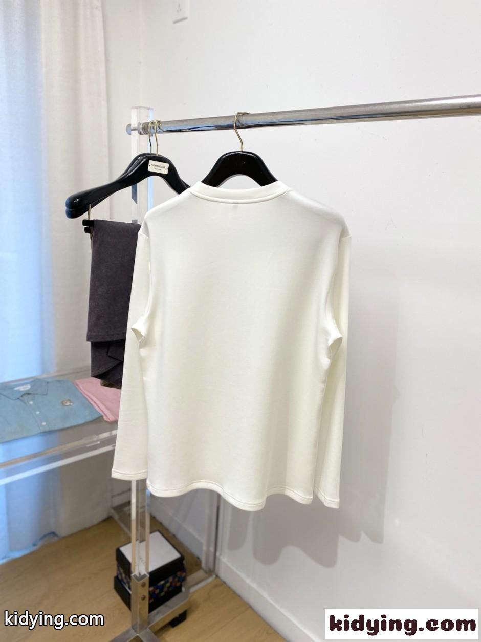 シンプル 合わせやすい クルーネック 長袖Tシャツ モンクレール Tシャツ 偽物 ホワイト-4