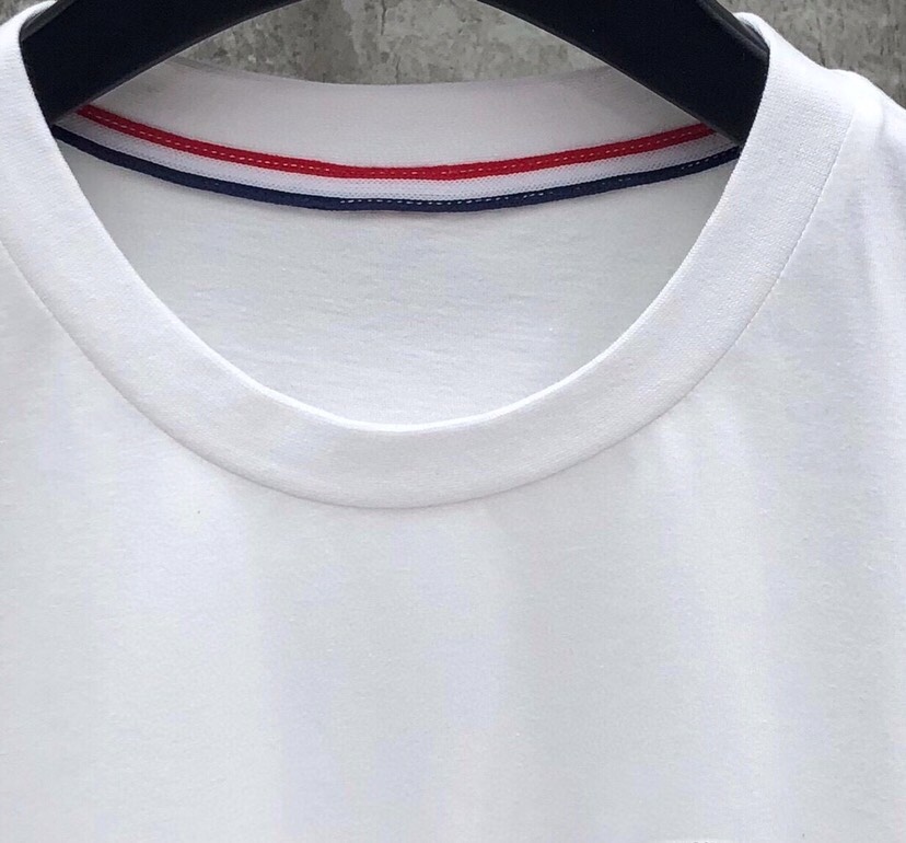 トムブラウン Tシャツ 偽物 可愛い おしゃれ プリント コットン 半袖Tシャツ-0
