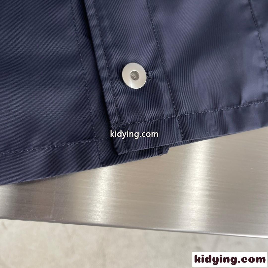 人気 おしゃれ 半袖 Re-Nylon シャツ プラダ シャツ コピー メンズ ファッション-3