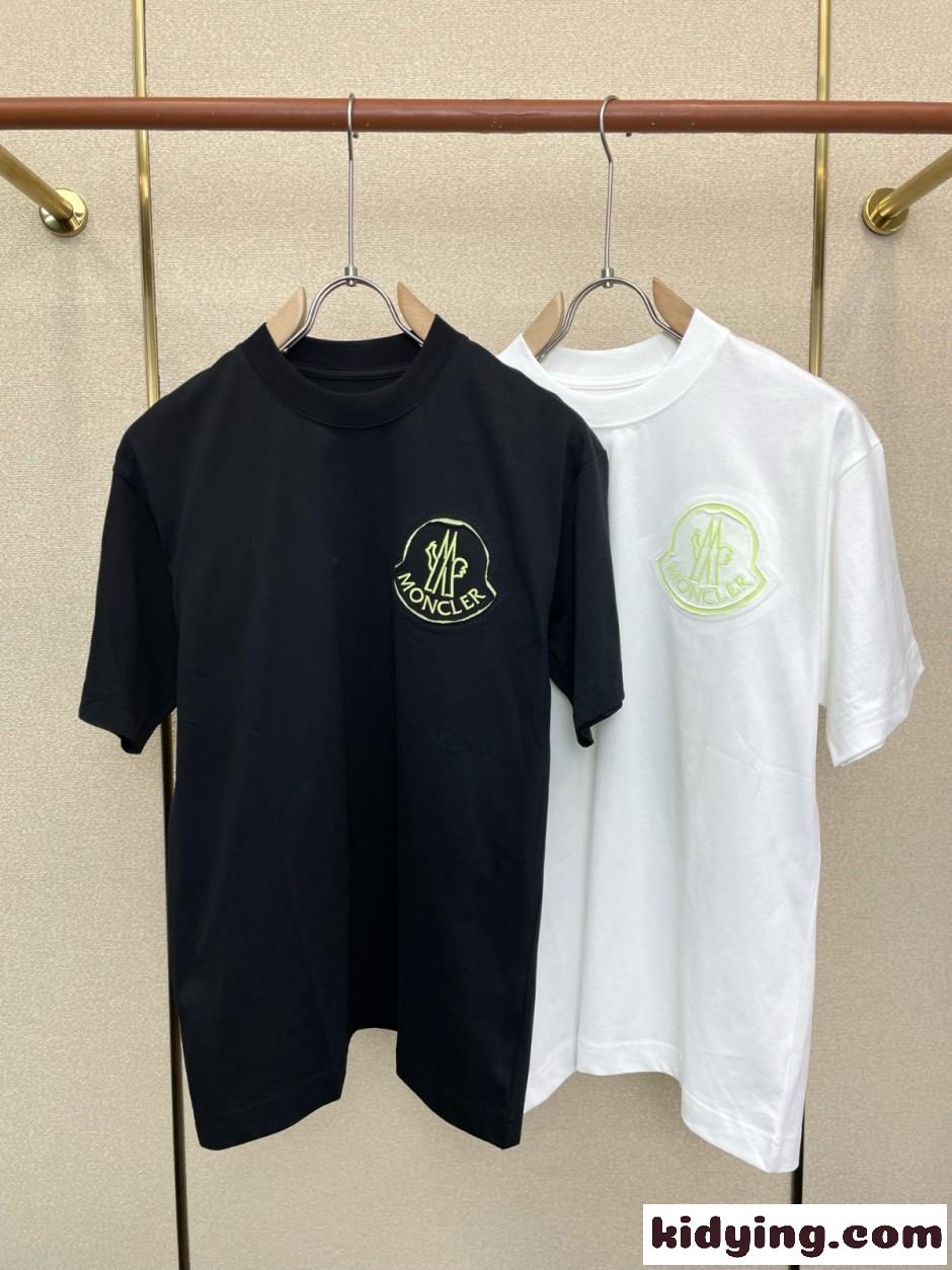 バックロゴ クルーネック 半袖Tシャツ モンクレール Tシャツ 偽物 合わせやすい-0