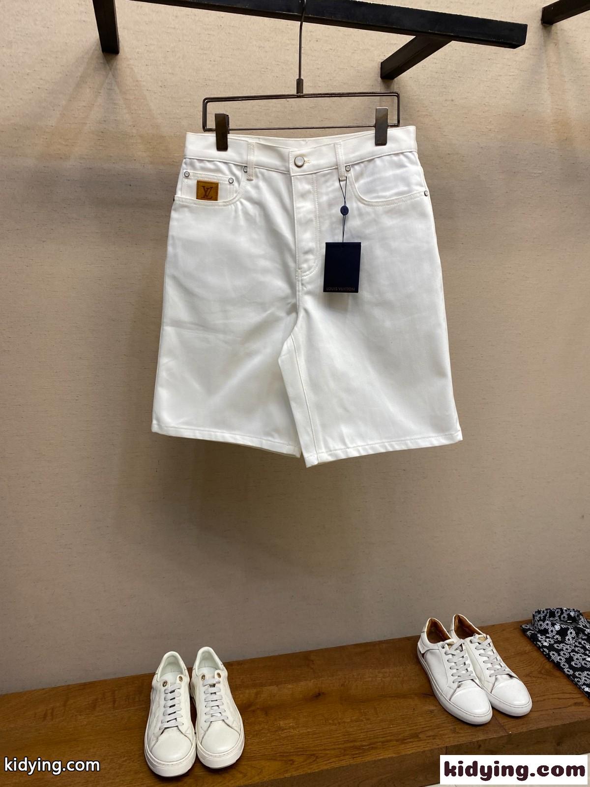 シンプル カジュアル デニムショーツ ルイ・ヴィトン パンツ スーパーコピー-0