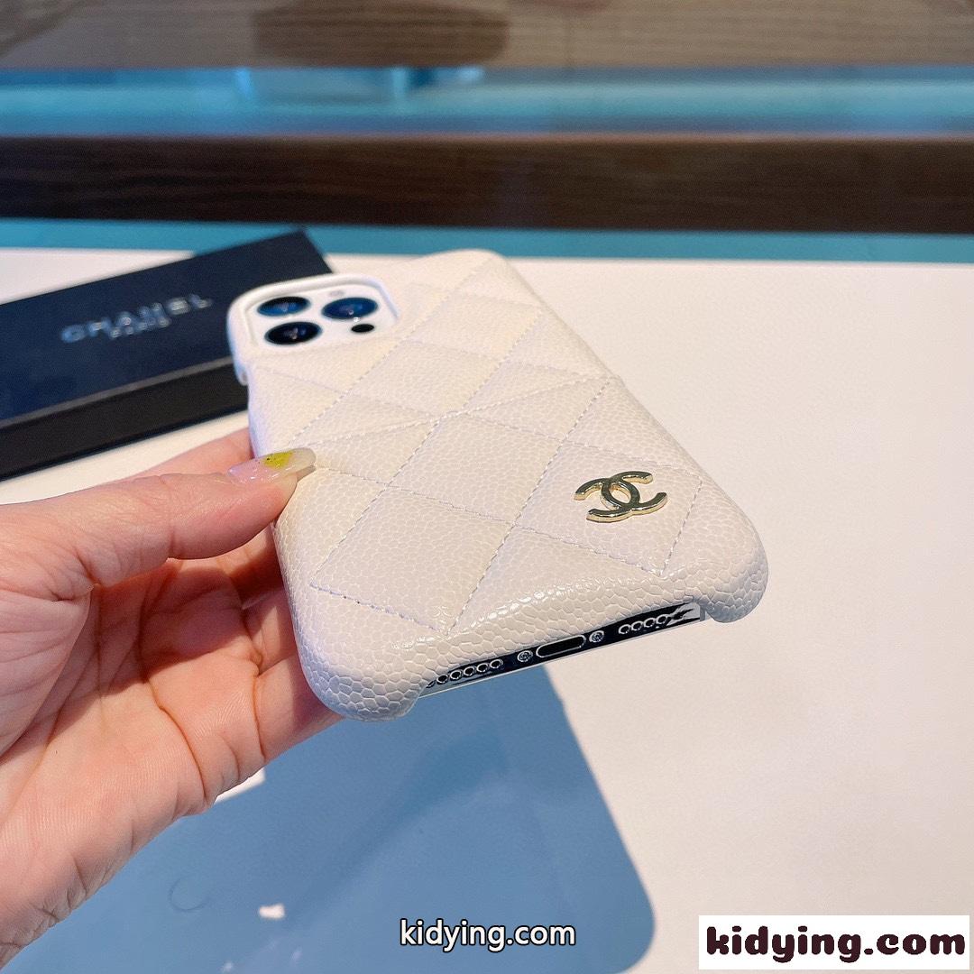 シャネル アイフォンケース コピー グレインレザー キルティング CCマーク カード収納-1