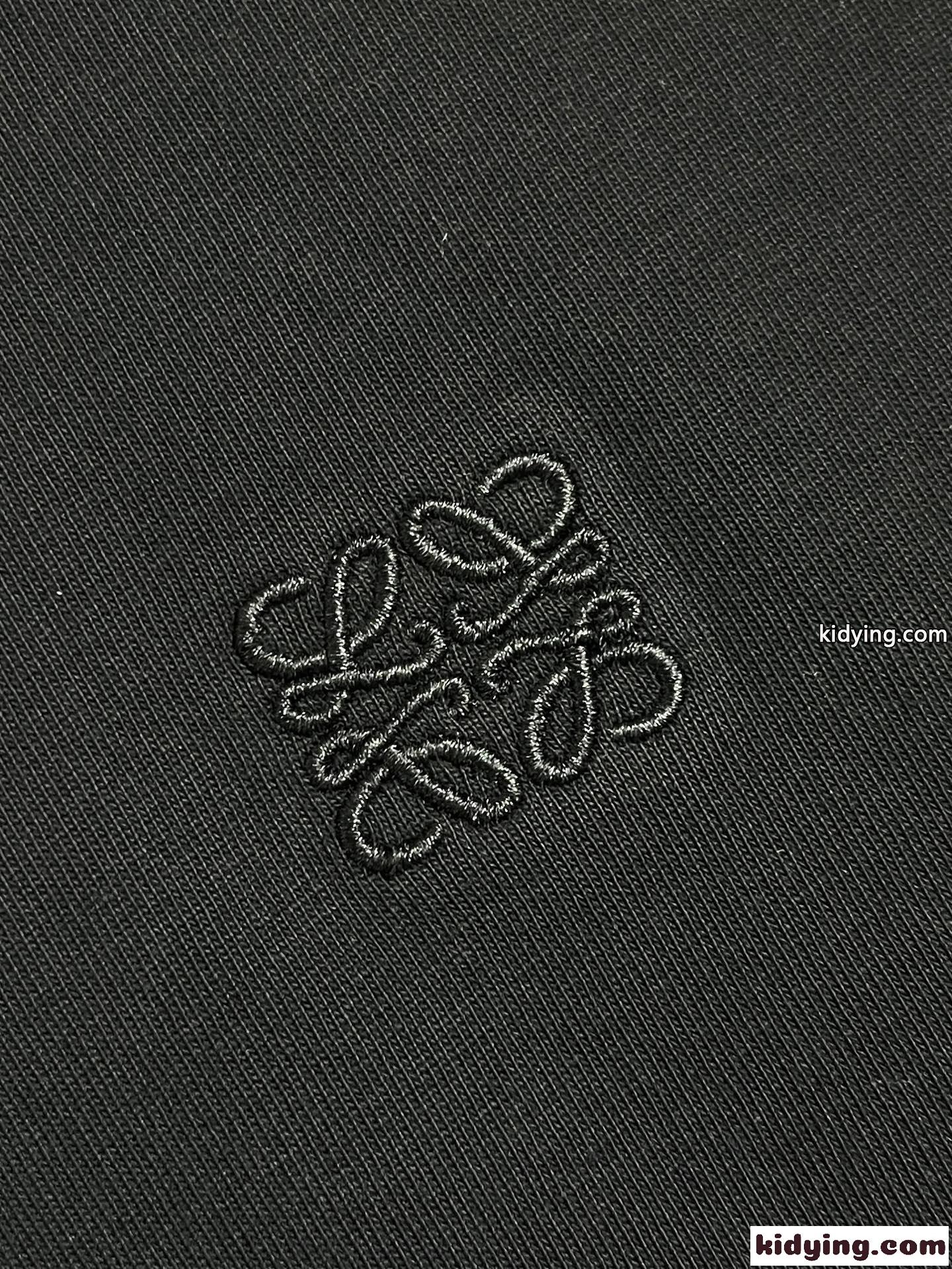 アナグラム刺繍 クルーネック 長袖Tシャツ ロエベ Tシャツ 偽物 ブラック-2