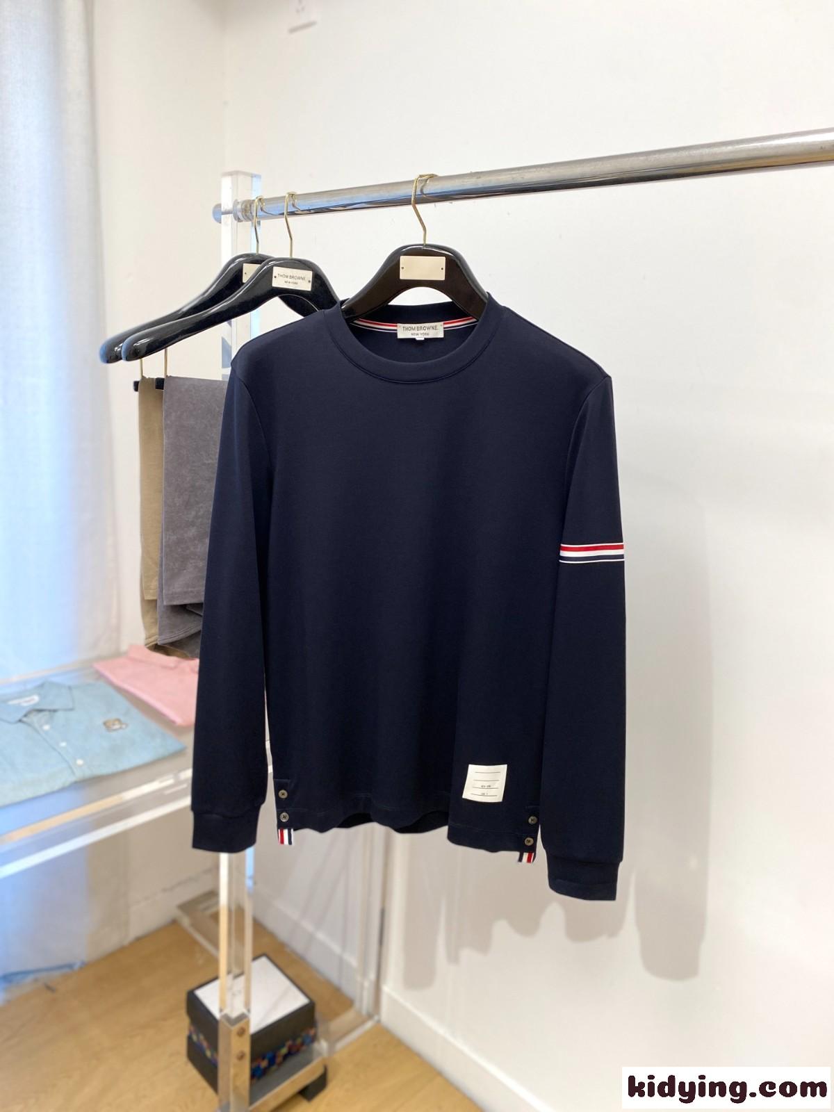 定番 お洒落 長袖Tシャツ トムブラウン Tシャツ 偽物 クルーネック ネイビー-0