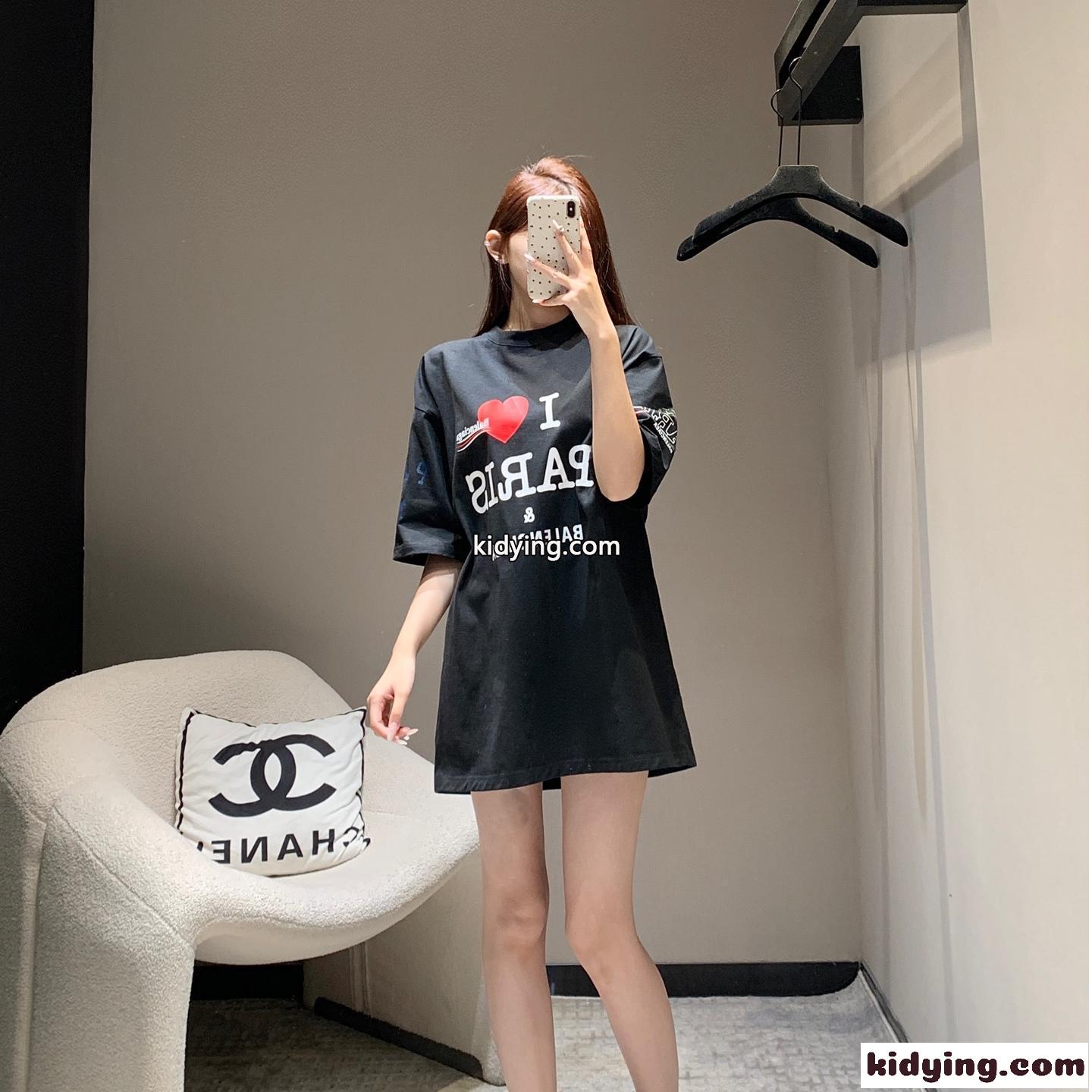 人気 カジュアル オーバーサイズ 半袖Tシャツ バレンシアガ Tシャツ コピー ブラック-0