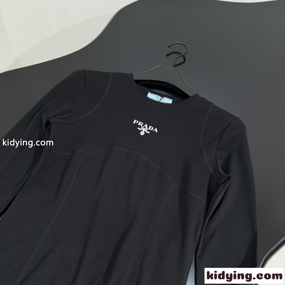 合わせやすい ロゴプリント 長袖Tシャツ プラダ Tシャツ コピー ブラック-4