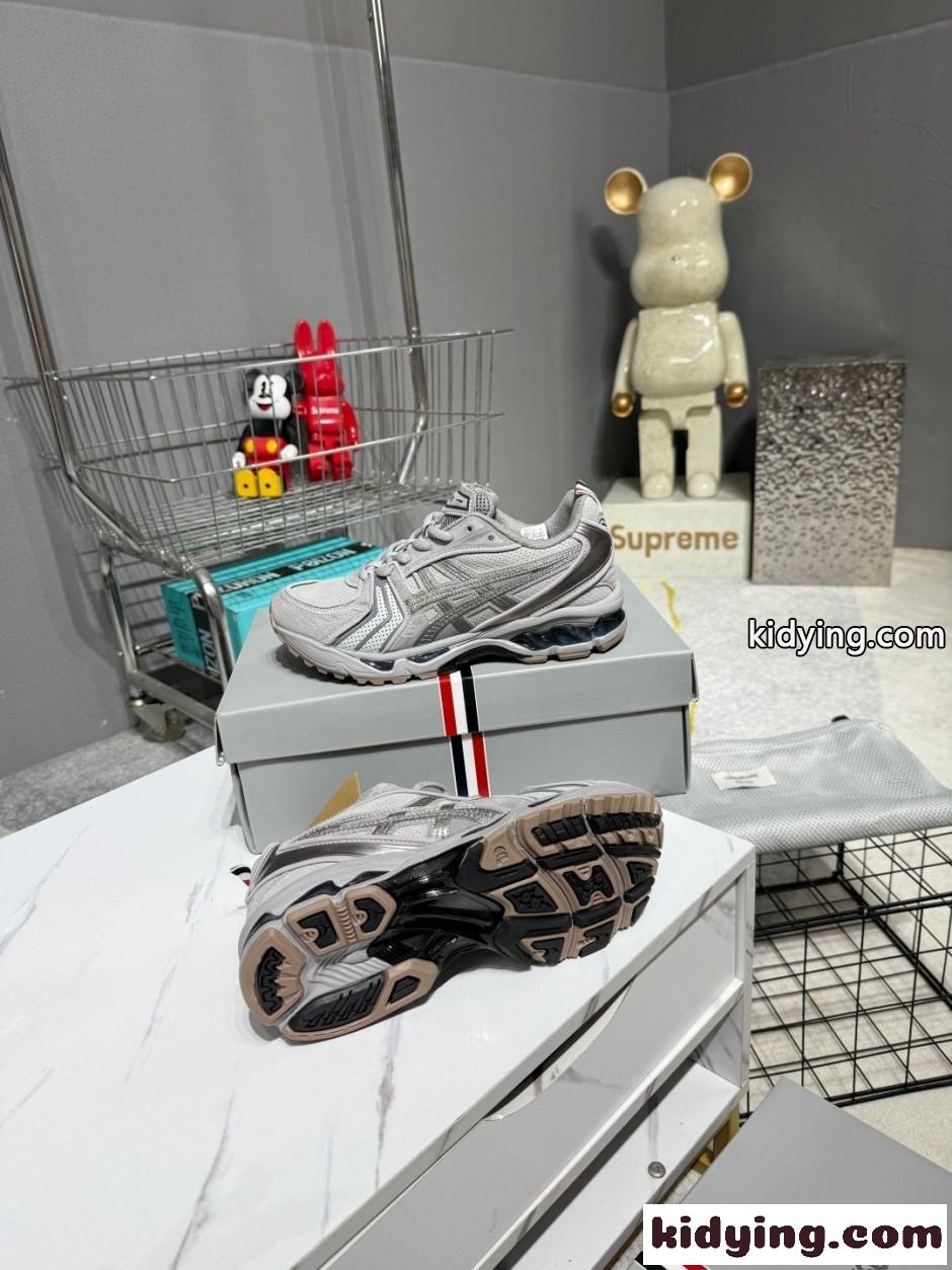 アシックス GEL-KAYANO 14 ユニセックス スニーカー トムブラウン コピー グレー-2
