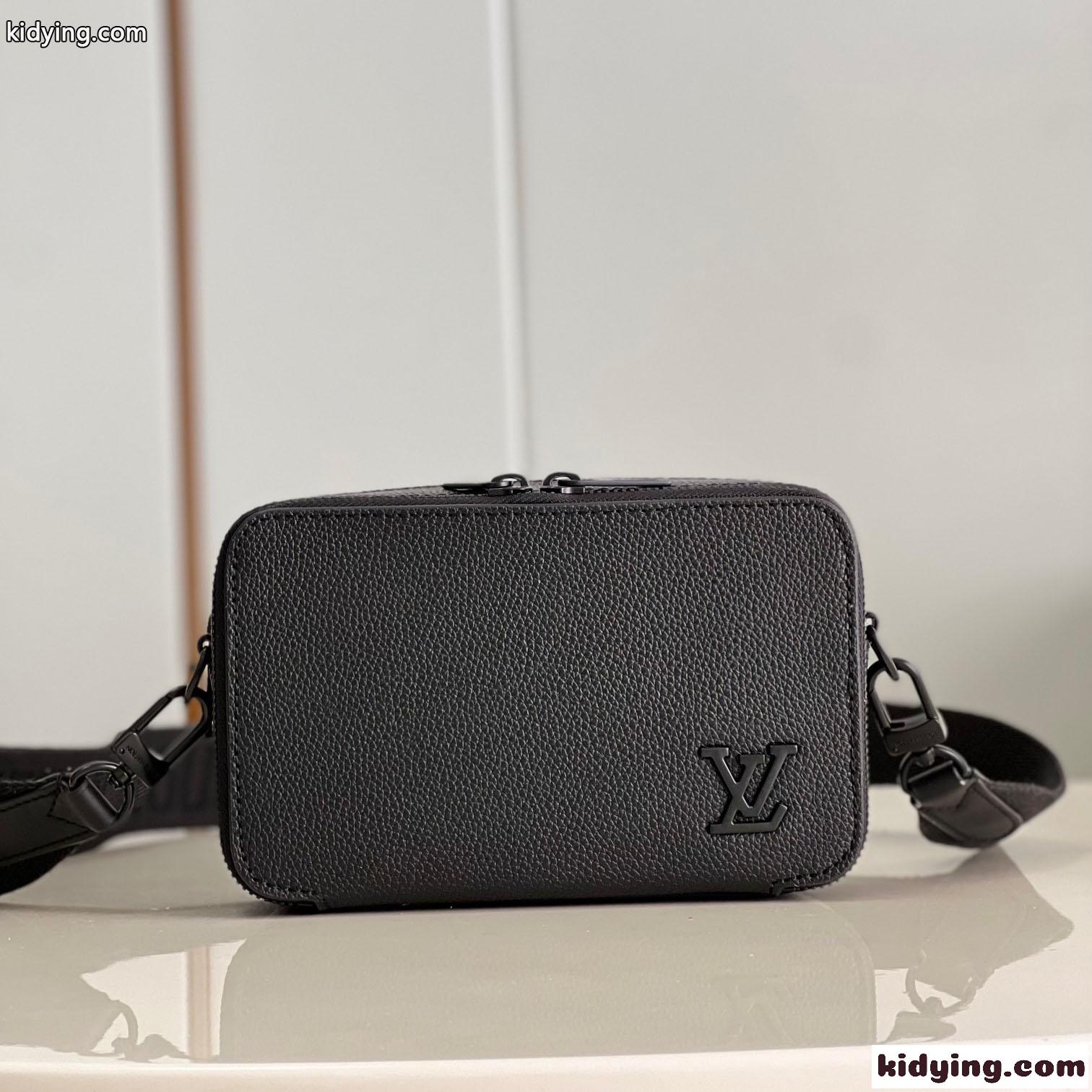 M59161 アルファ・ウエアラブル ウォレット ルイヴィトン バッグ コピー メンズ ショルダーバッグ ブラック-1