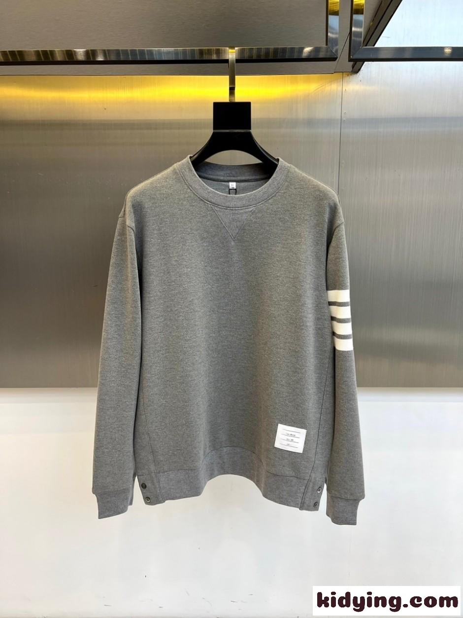 定番 カジュアル クルーネック スウェットシャツ トムブラウン Tシャツ 偽物 グレー-1