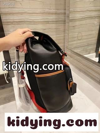 Coach コーチの女性バッグコーナーの新しいTroupe コーチバッグ 新作コピー 女性はオルガンチェーンバッグを片肩に斜めに掛ける-2