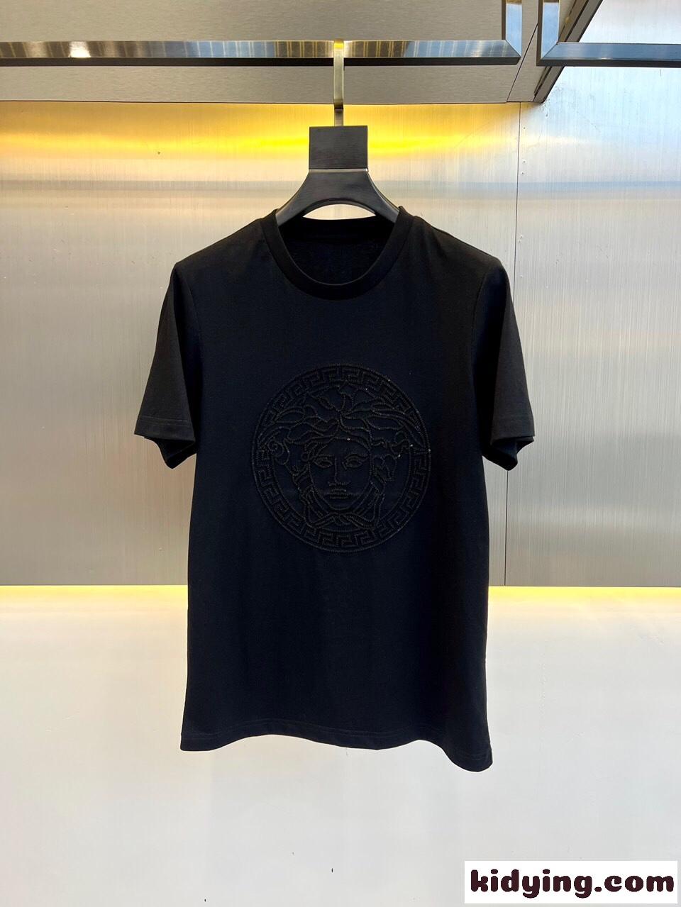 ヴェルサーチェ Tシャツ コピー 上品 メドゥーサ ロゴ 半袖Tシャツ トップス-0